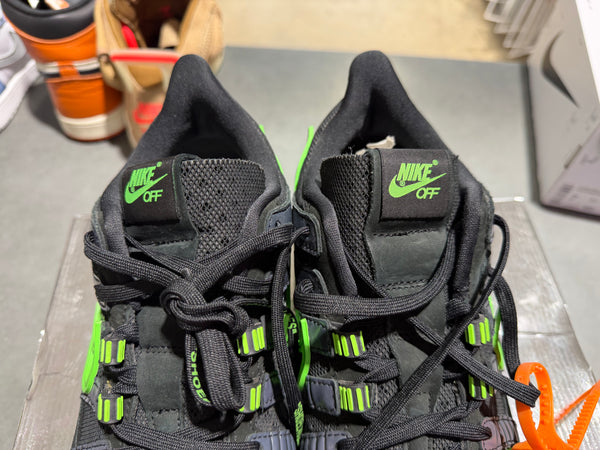 Nike Air Rubber Dunk - Off-White/Green Strike Size 11