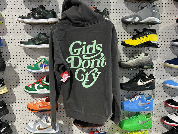NEW Girls Don't Cry Logo Hoodie - Black Size Large
