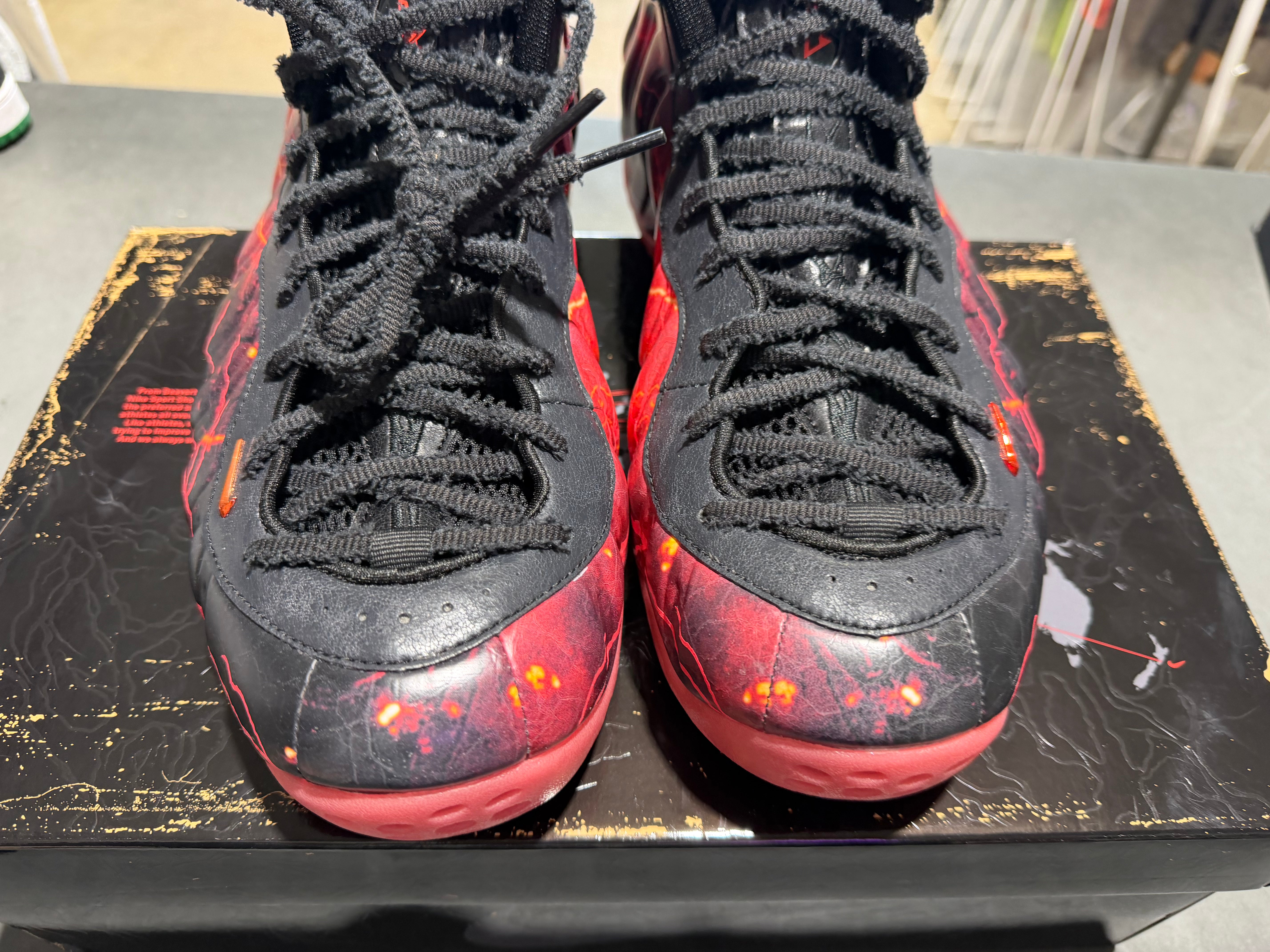 Nike Air Foamposite One - Stranger Things Size 13