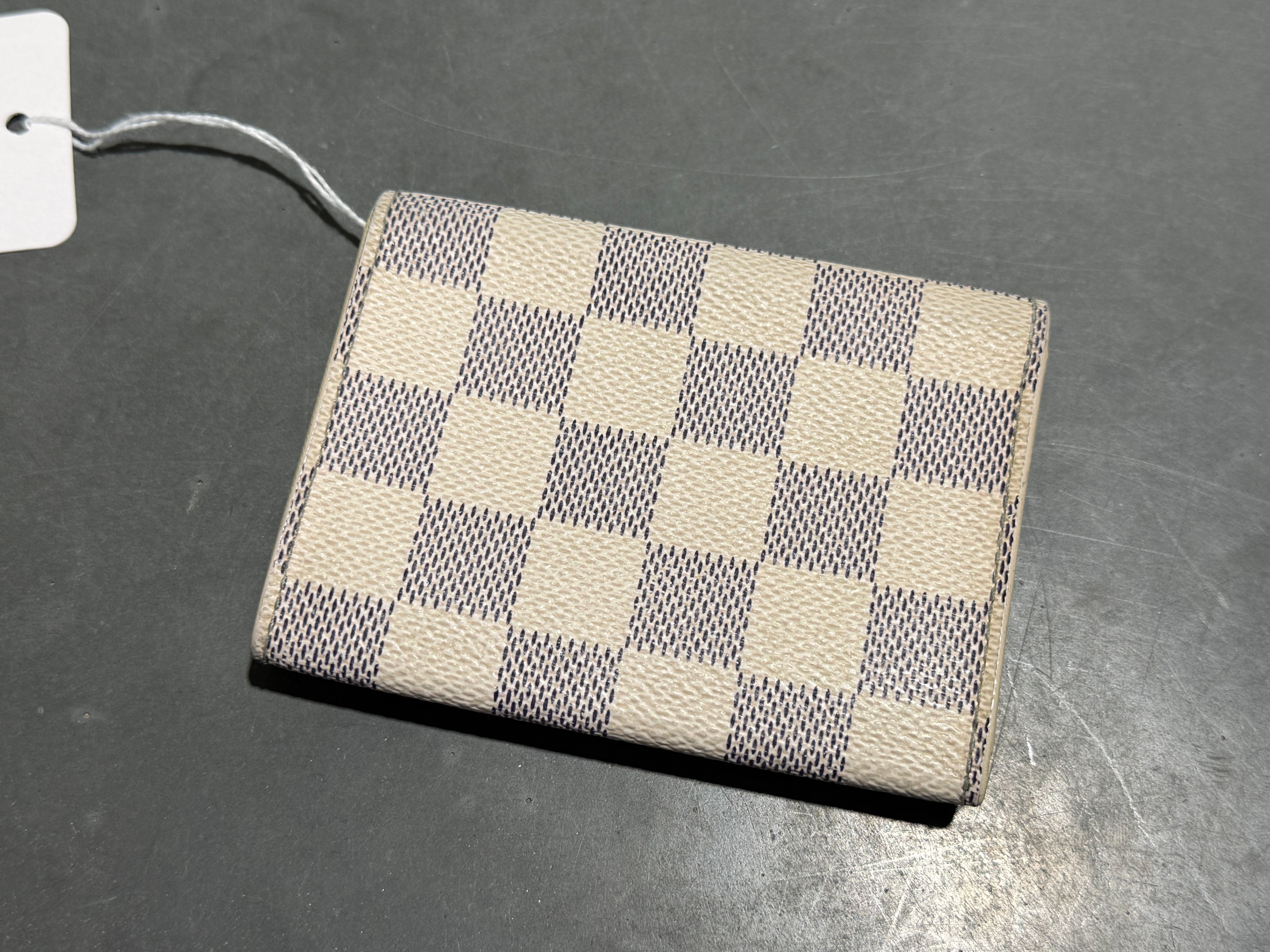 Clean Louis Vuitton Damier Canvas Card Holder - Azur