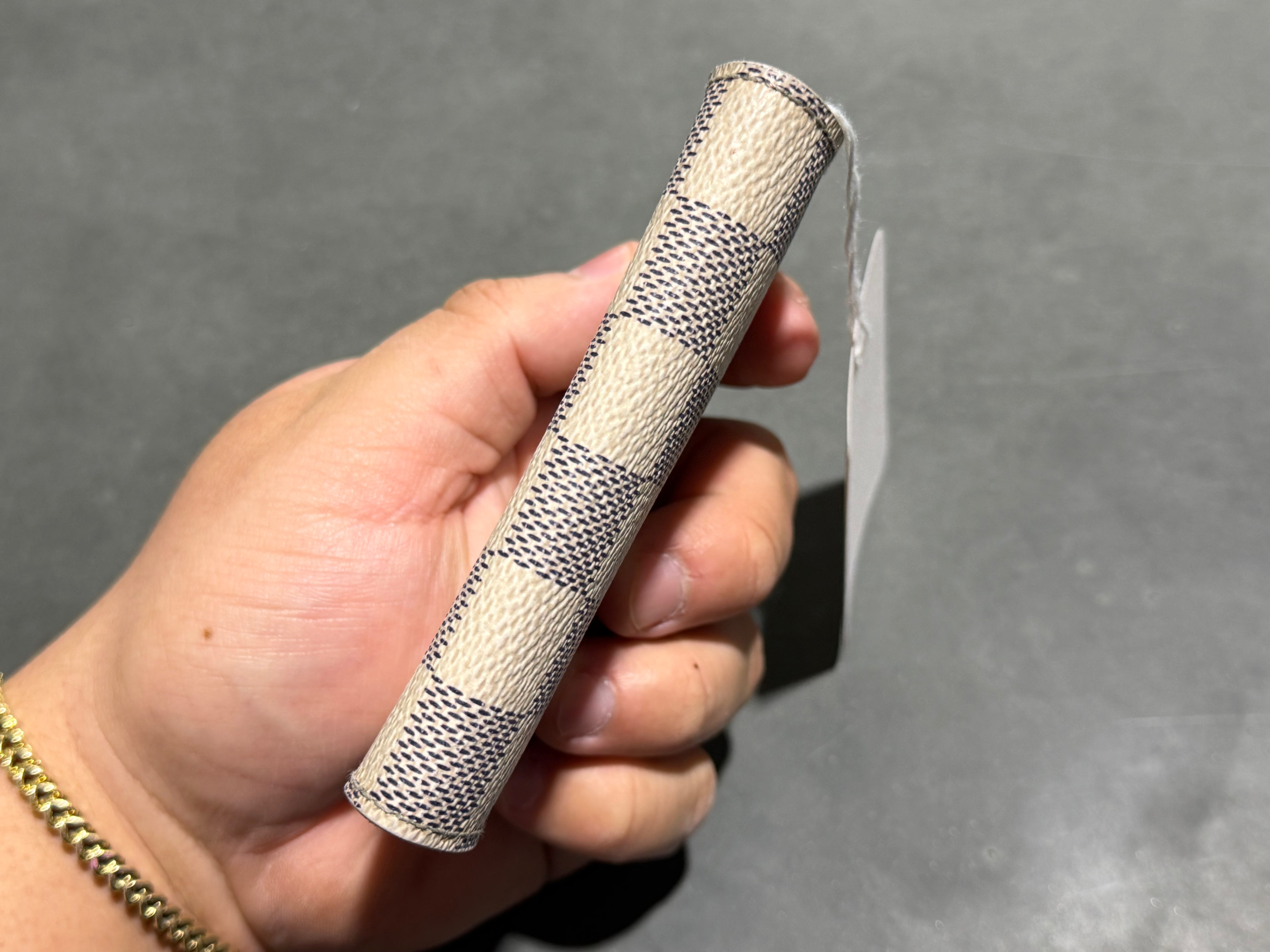 Clean Louis Vuitton Damier Canvas Card Holder - Azur