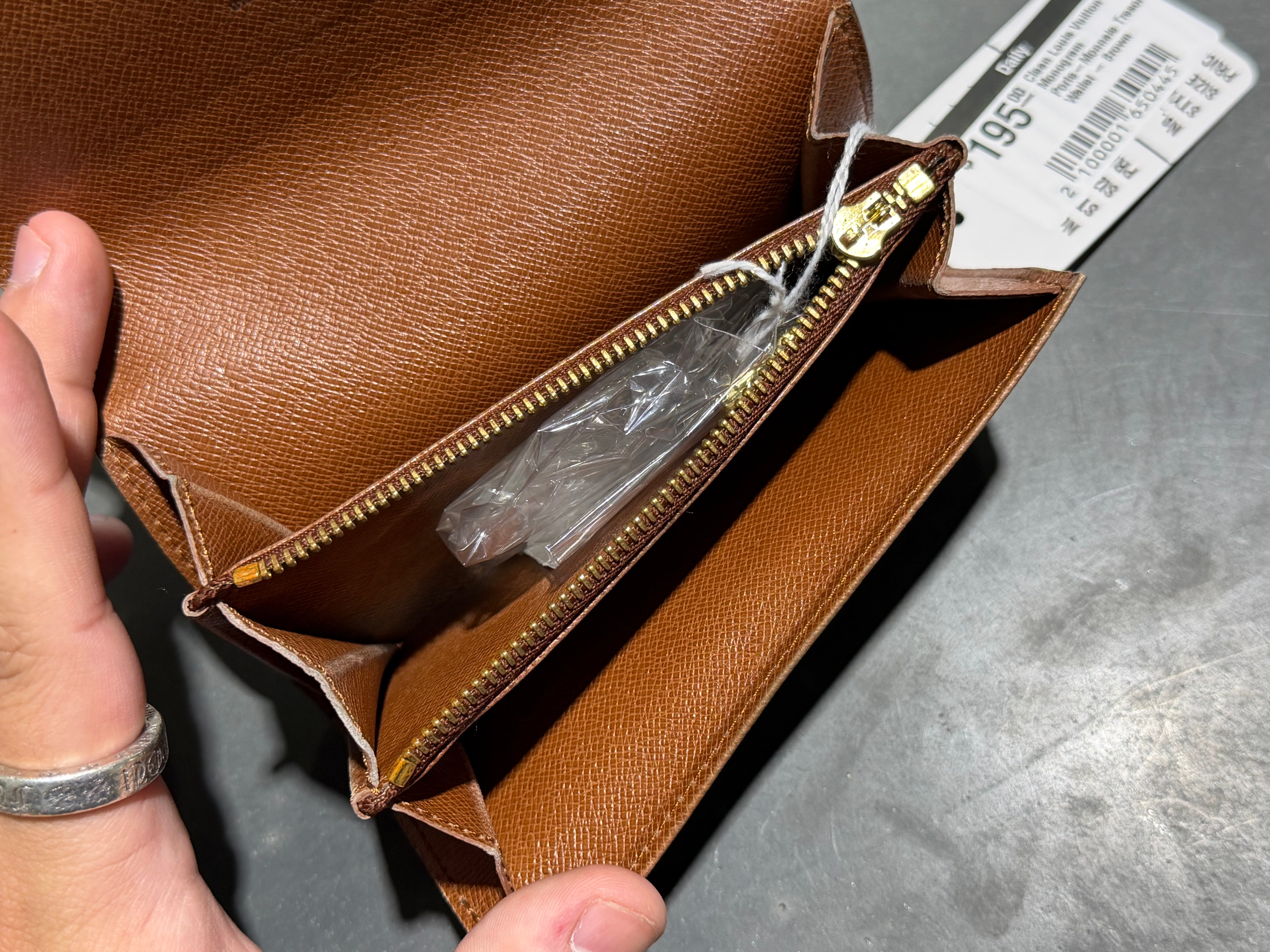 Clean Louis Vuitton Monogram Porte-Monnaie Tresor Wallet - Brown