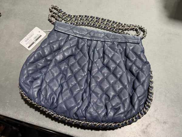 Preloved 2016 Chanel Chain Around Crossbody  Leather Flap Bag - Navy