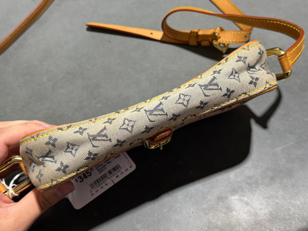 Clean 2000s Louis Vuitton Juliette MM Shoulder Bag - Beige