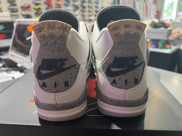 Air Jordan 4 Retro - White Cement 2025 Size 10.5