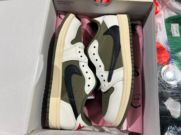 Air Jordan 1 Low OG SP (PS) - Travis Scott/Medium Olive Size 2Y