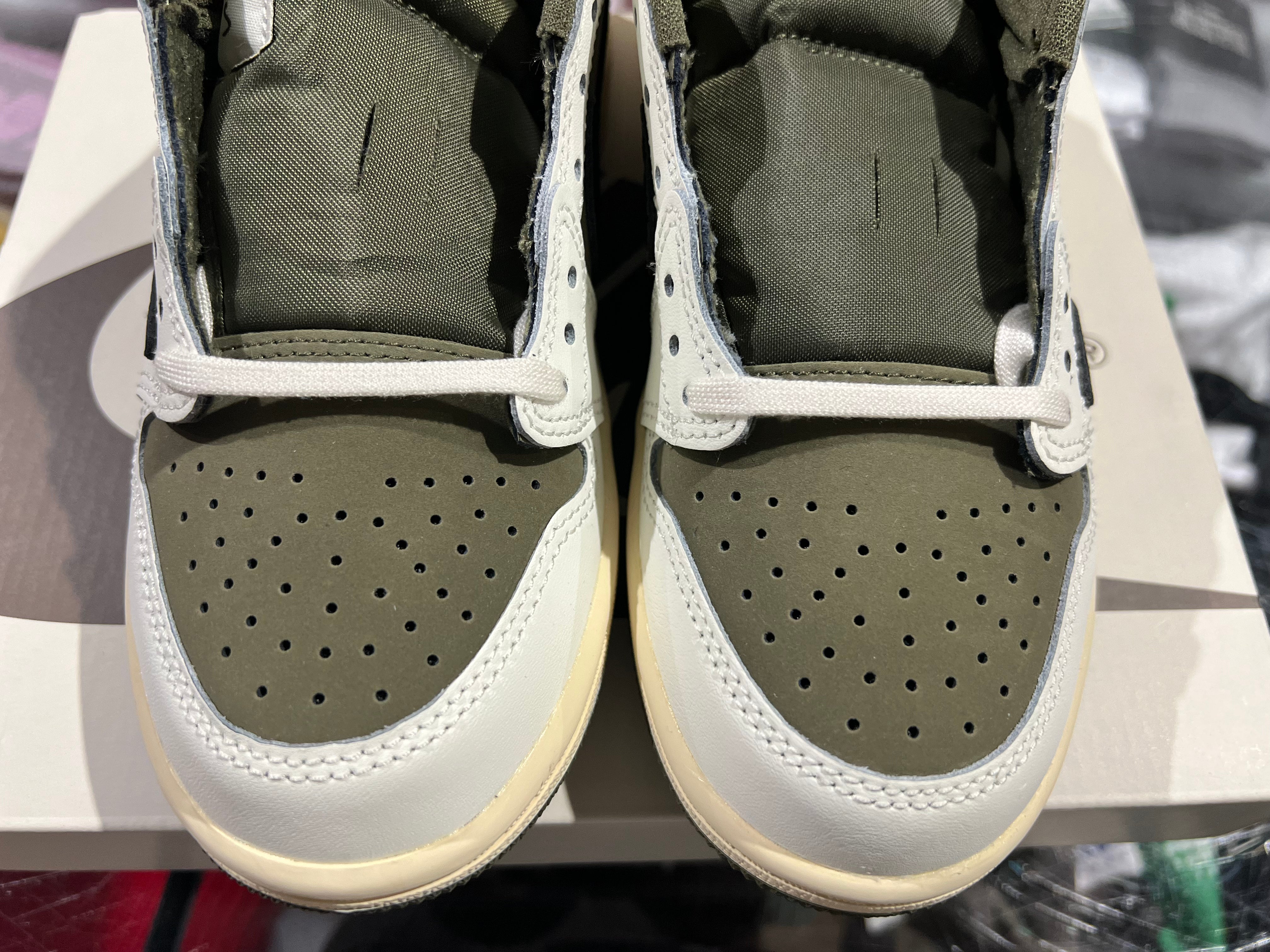 Air Jordan 1 Low OG SP (PS) - Travis Scott/Medium Olive Size 2Y