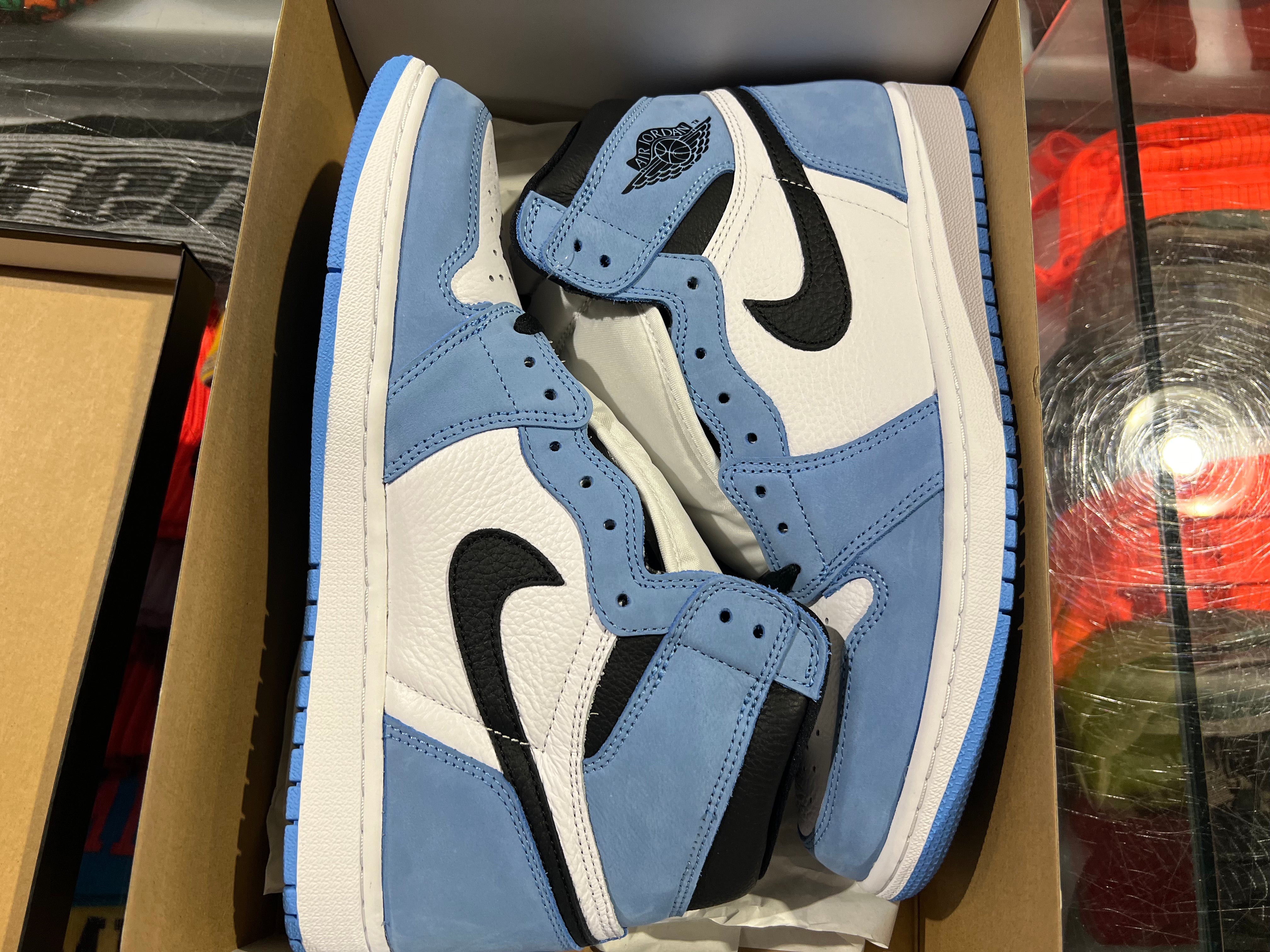 Air Jordan 1 Retro High - Blue Moon Size 10.5