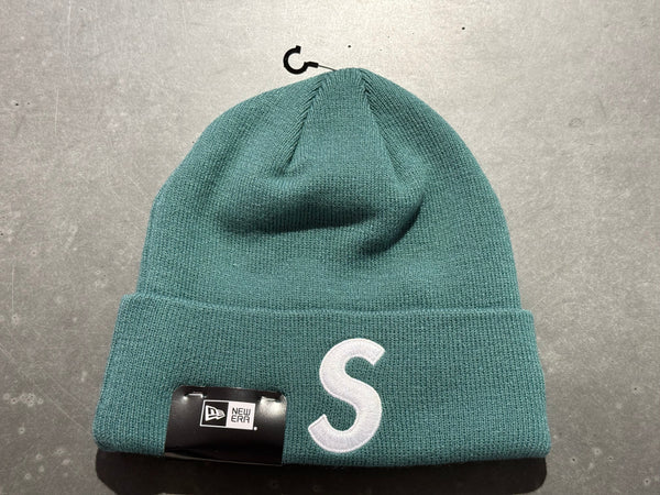 NEW Supreme x New Era S Logo Beanie - Green