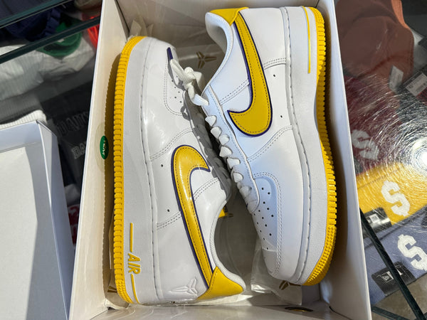 Nike Air Force 1 Low Retro QS KB - Kobe Bryant Size 8