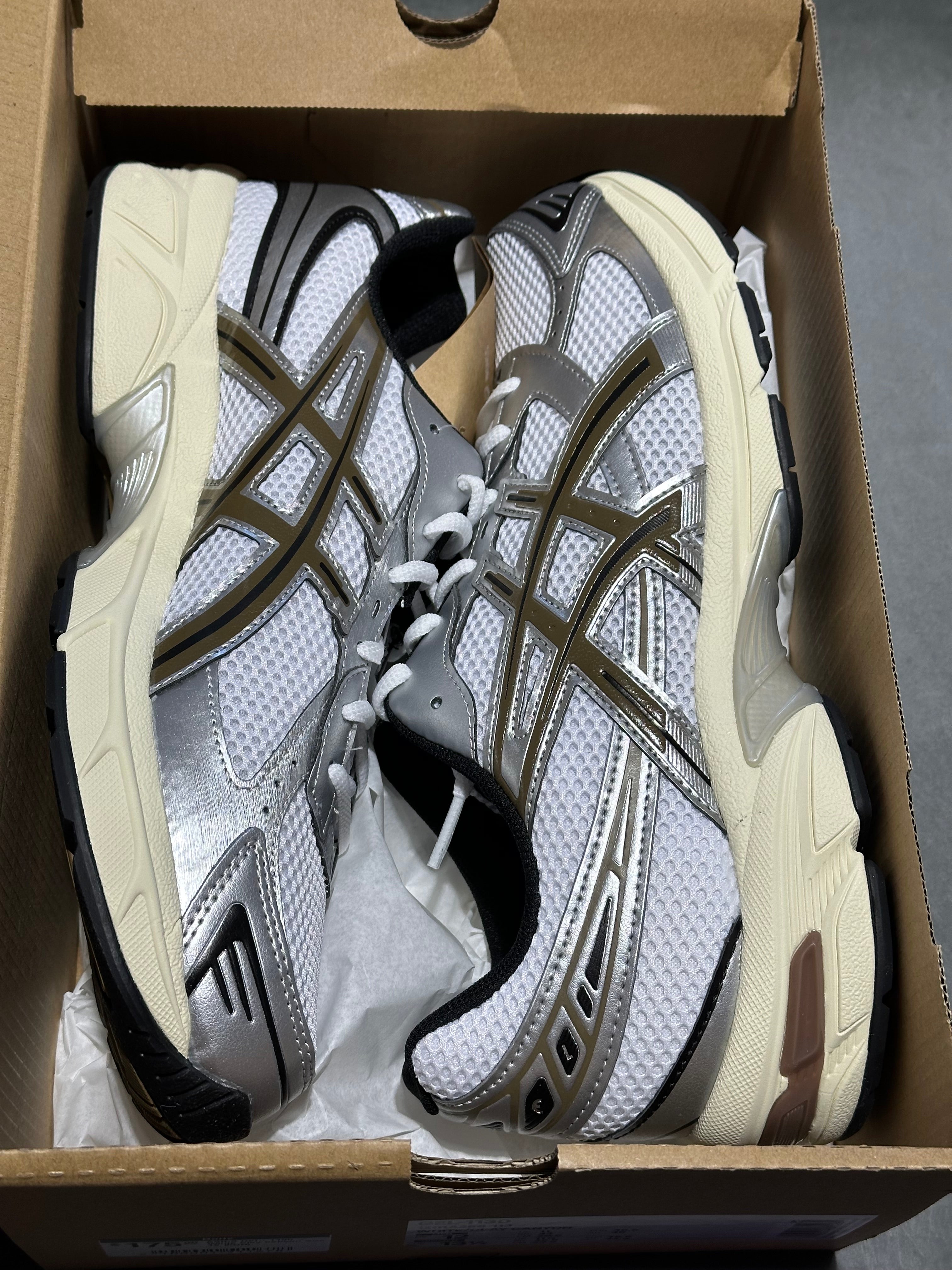 ASICS Gel 1130 - White/Clay Canyon Size 9