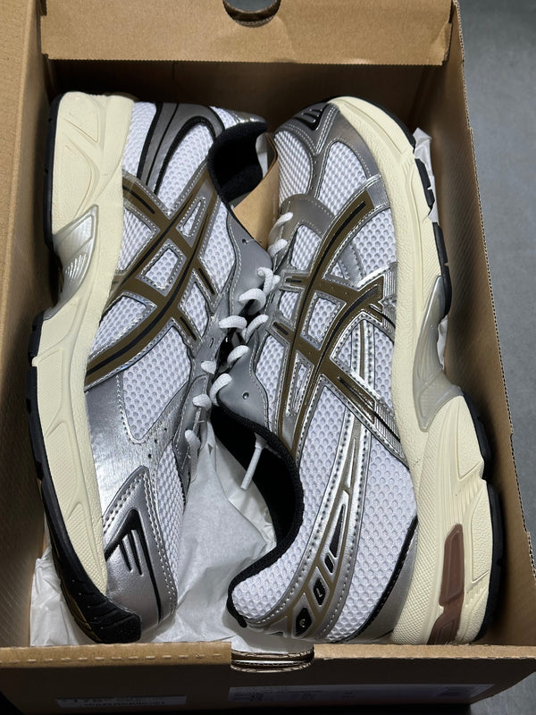 ASICS Gel 1130 - White/Clay Canyon Size 9