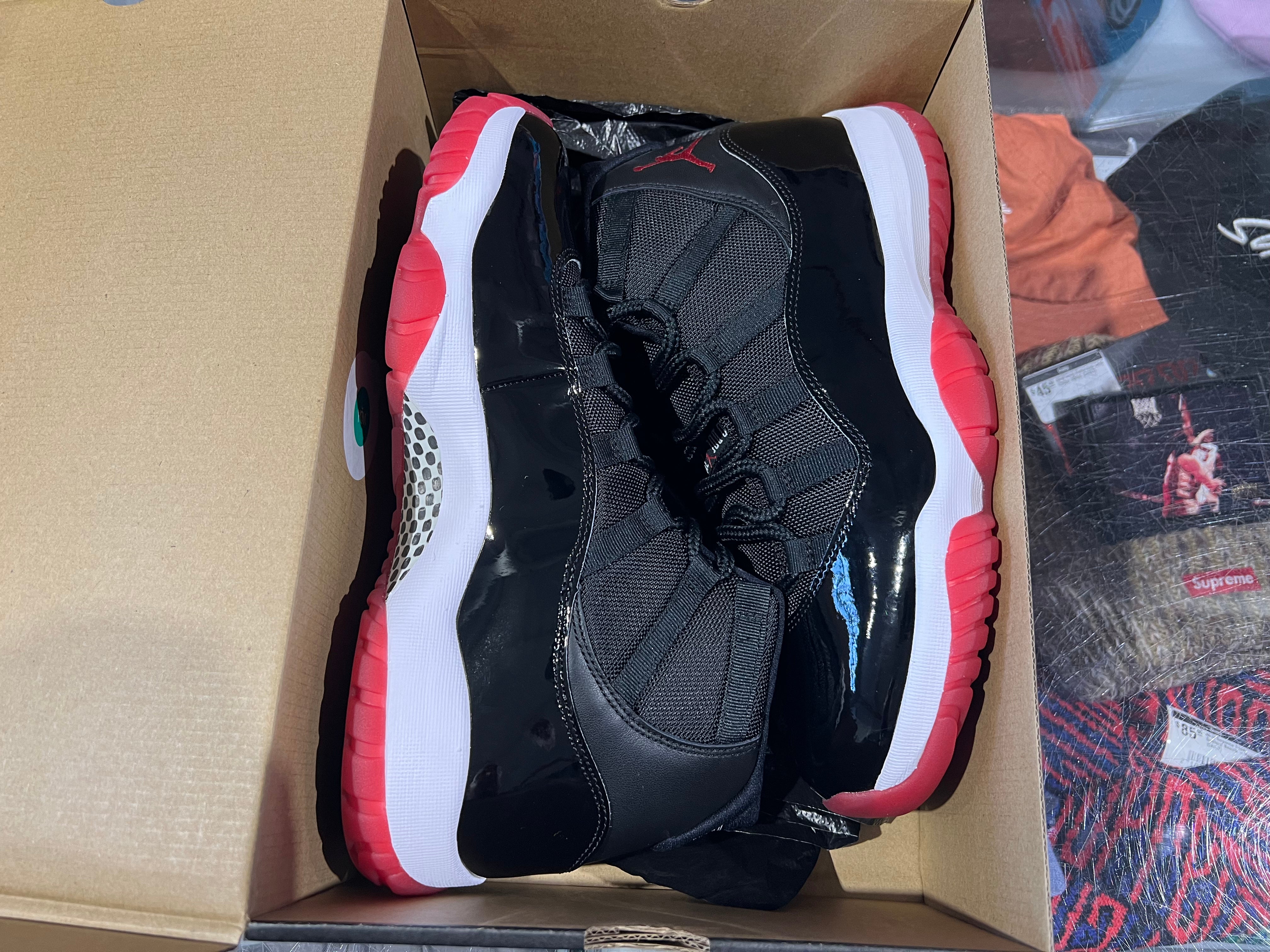 Air Jordan 11 Retro - 2019 Bred