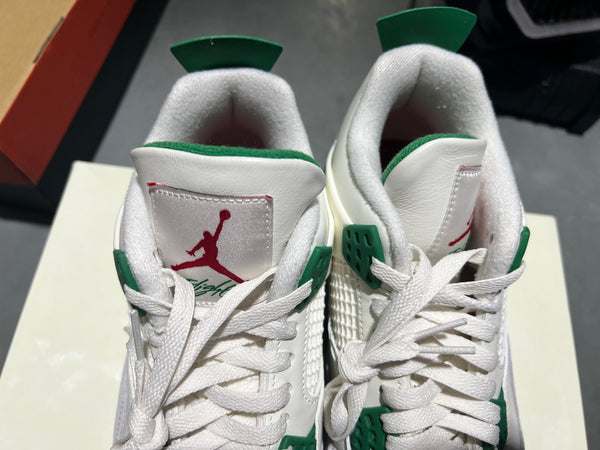Air Jordan 4 Retro SB - Pine Green Size 9