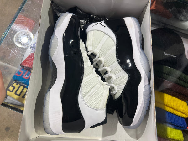 Air Jordan 11 Retro - 2018 Concord Size 11.5