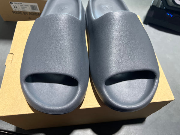 adidas Yeezy Slide - Slate Grey Size 11