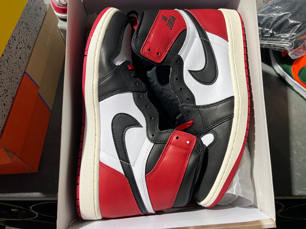 Air Jordan 1 Retro Low OG - Black Toe 2023 Size 12