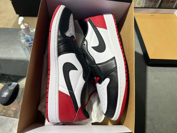 Air Jordan 1 Retro Low OG - Black Toe Size 11.5