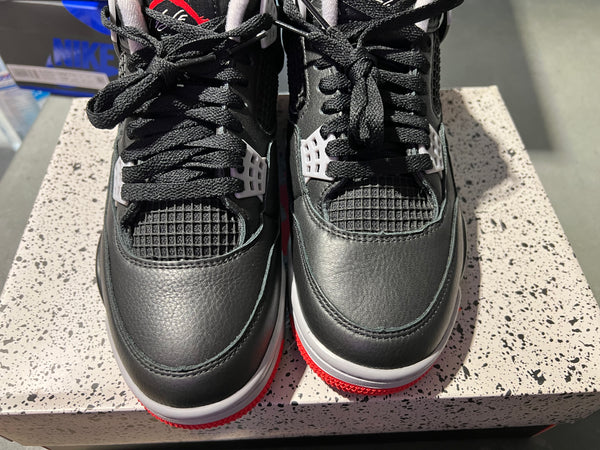 Air Jordan 4 Retro - Bred Reimagined Size 9