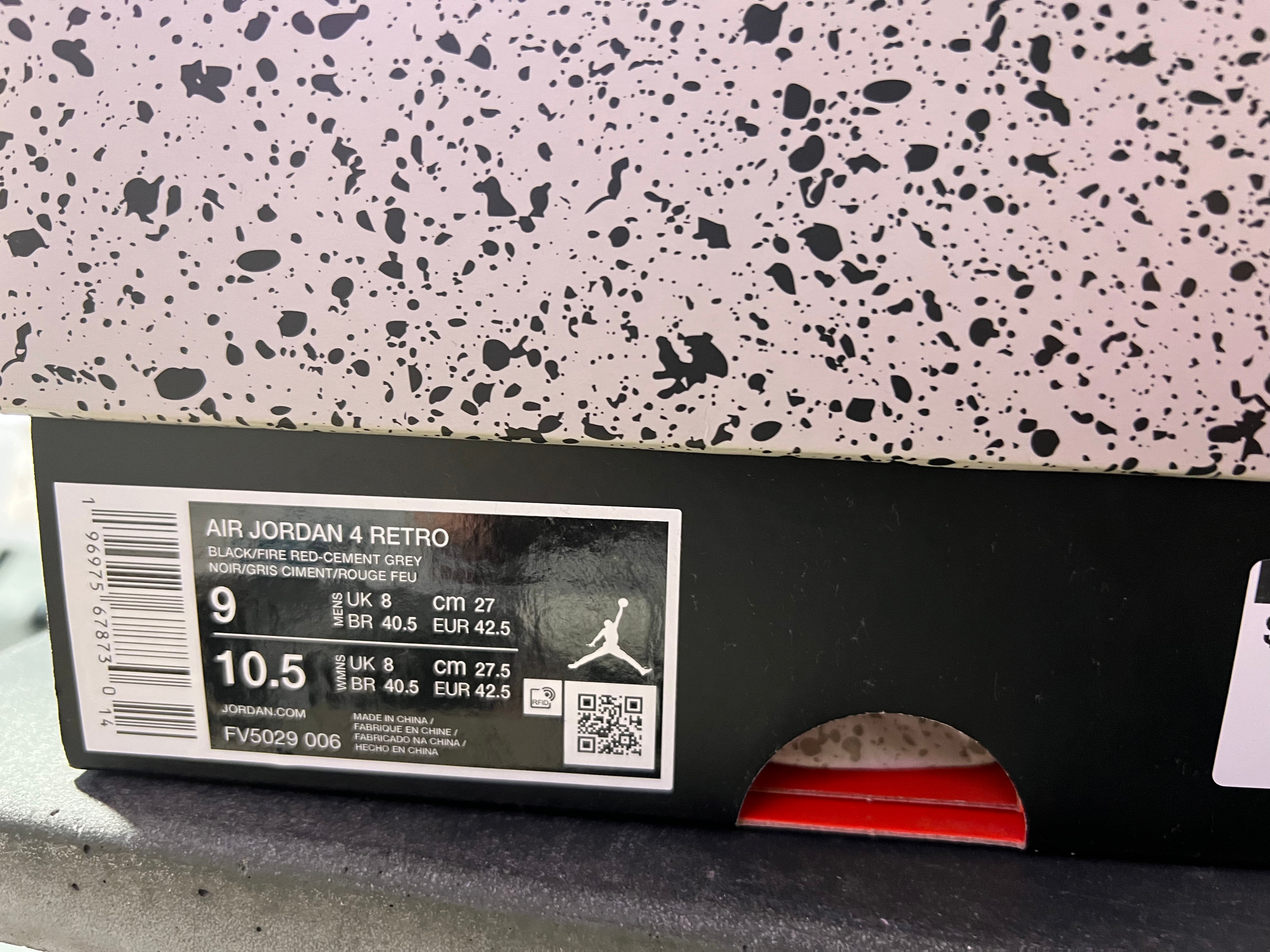 Air Jordan 4 Retro - Bred Reimagined Size 9