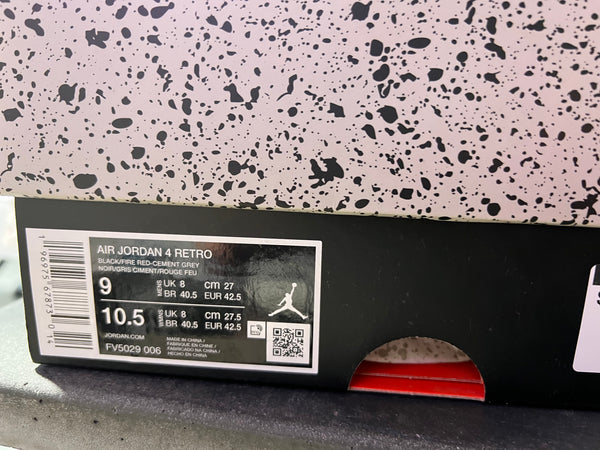 Air Jordan 4 Retro - Bred Reimagined Size 9