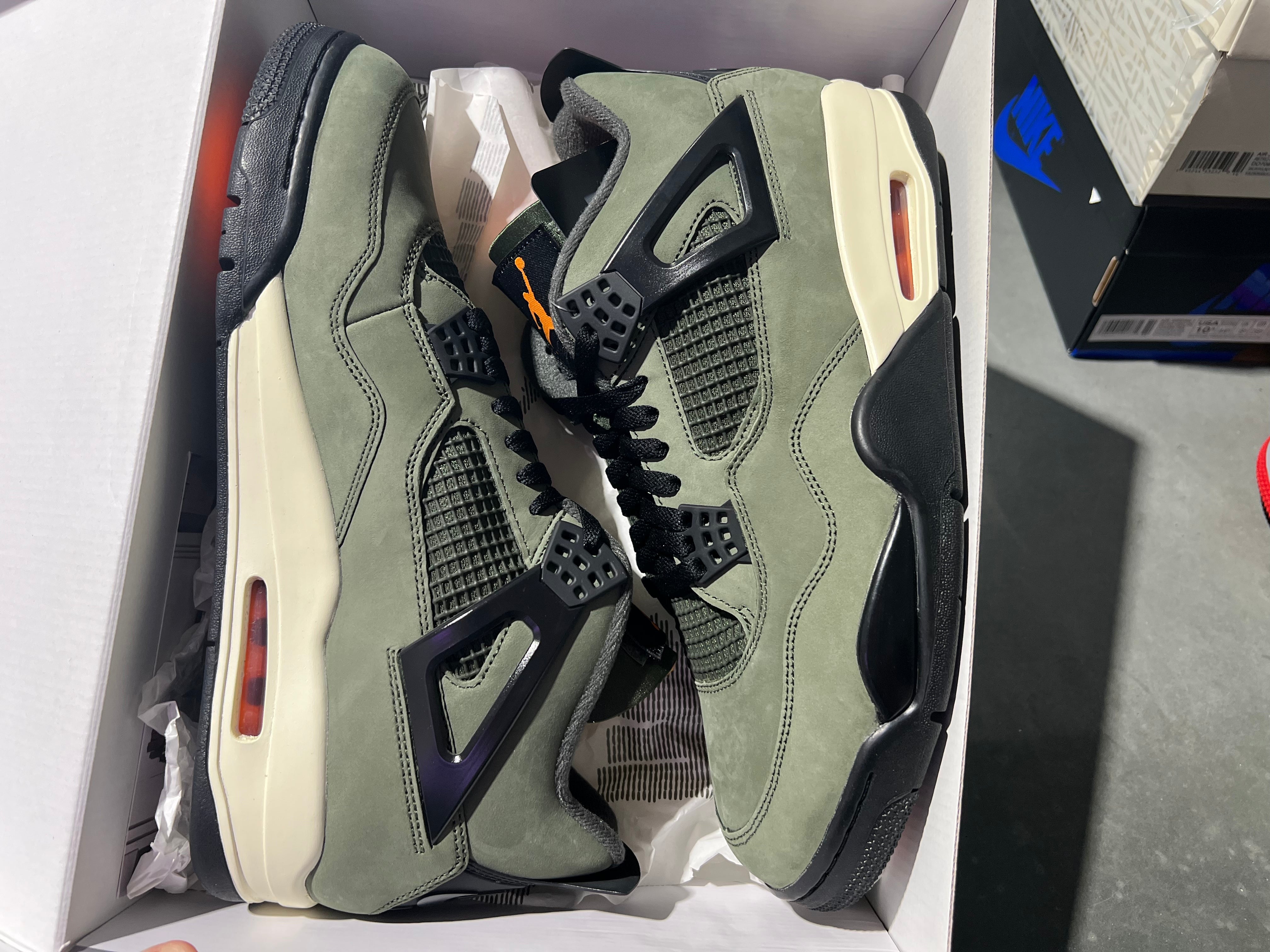 Air Jordan 4 Retro OG SP - Undefeated Size 11.5