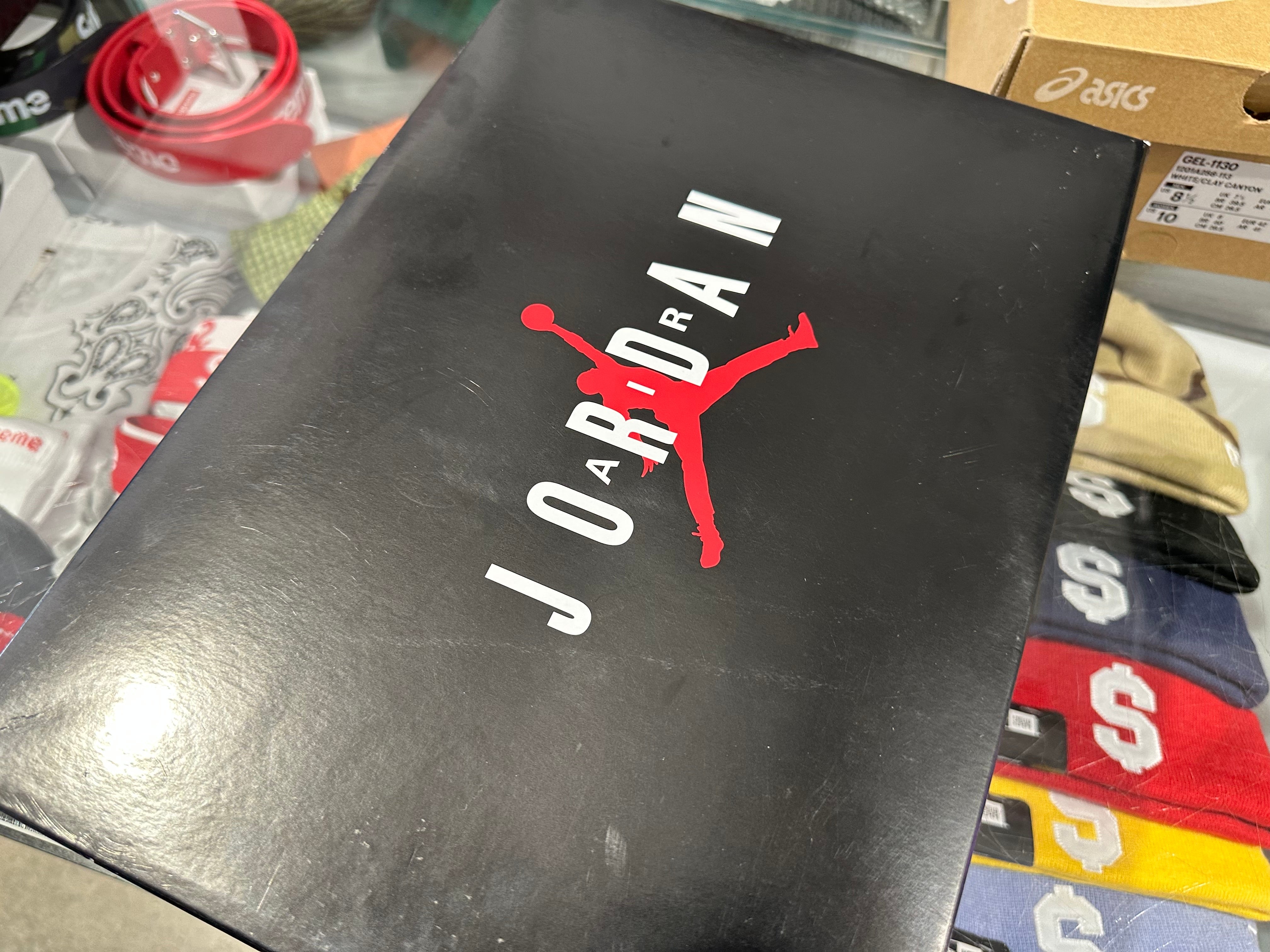 Air Jordan 9 Retro - Powder Blue 2024 Size 9.5