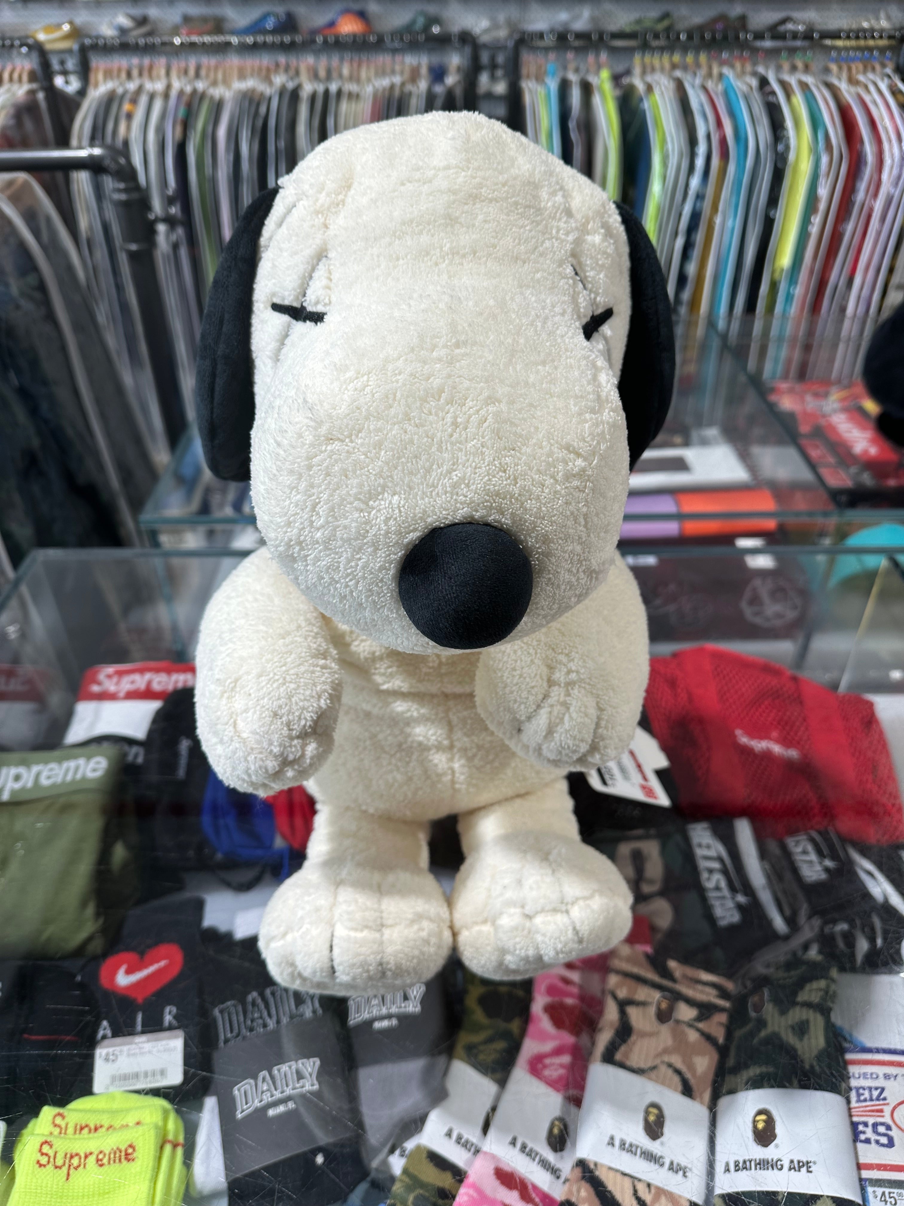 NEW Kaws x Snoopy Large Plush - White