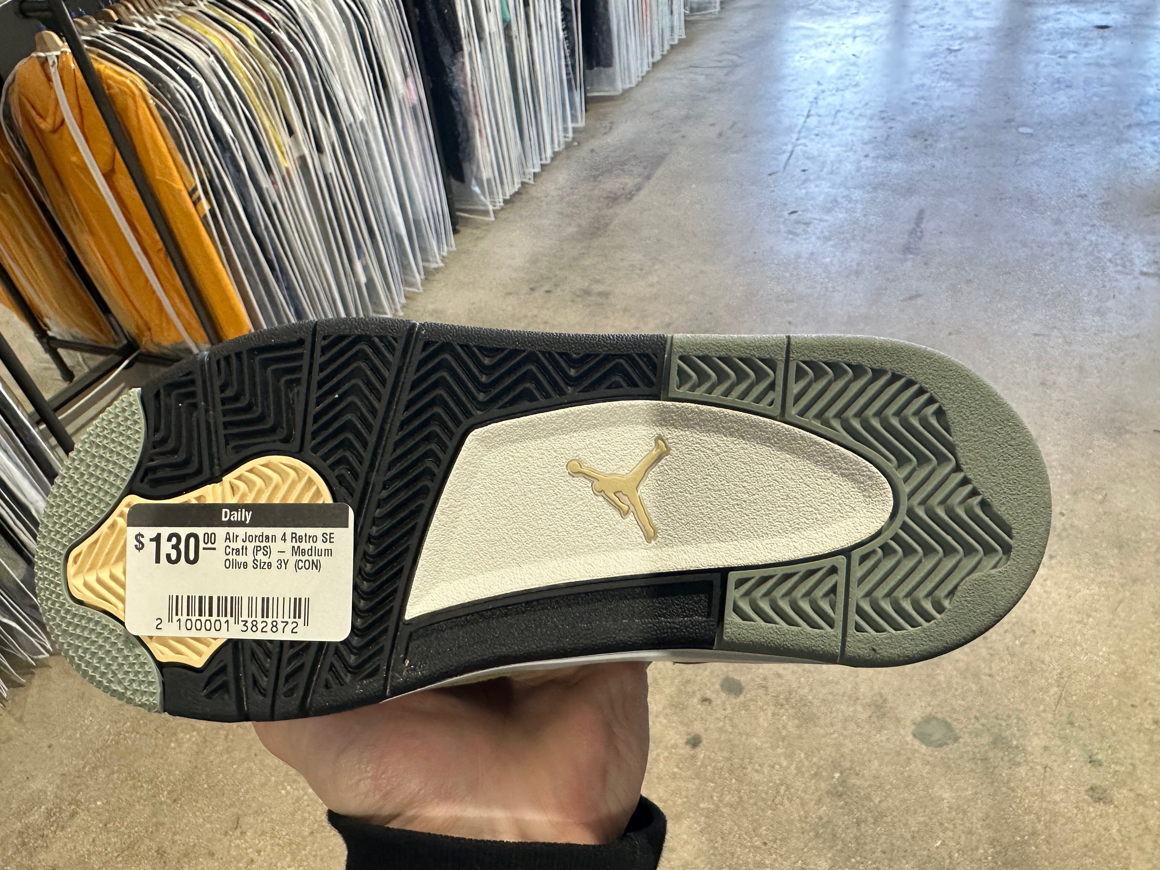 Air Jordan 4 Retro SE Craft (PS) - Medium Olive Size 3Y