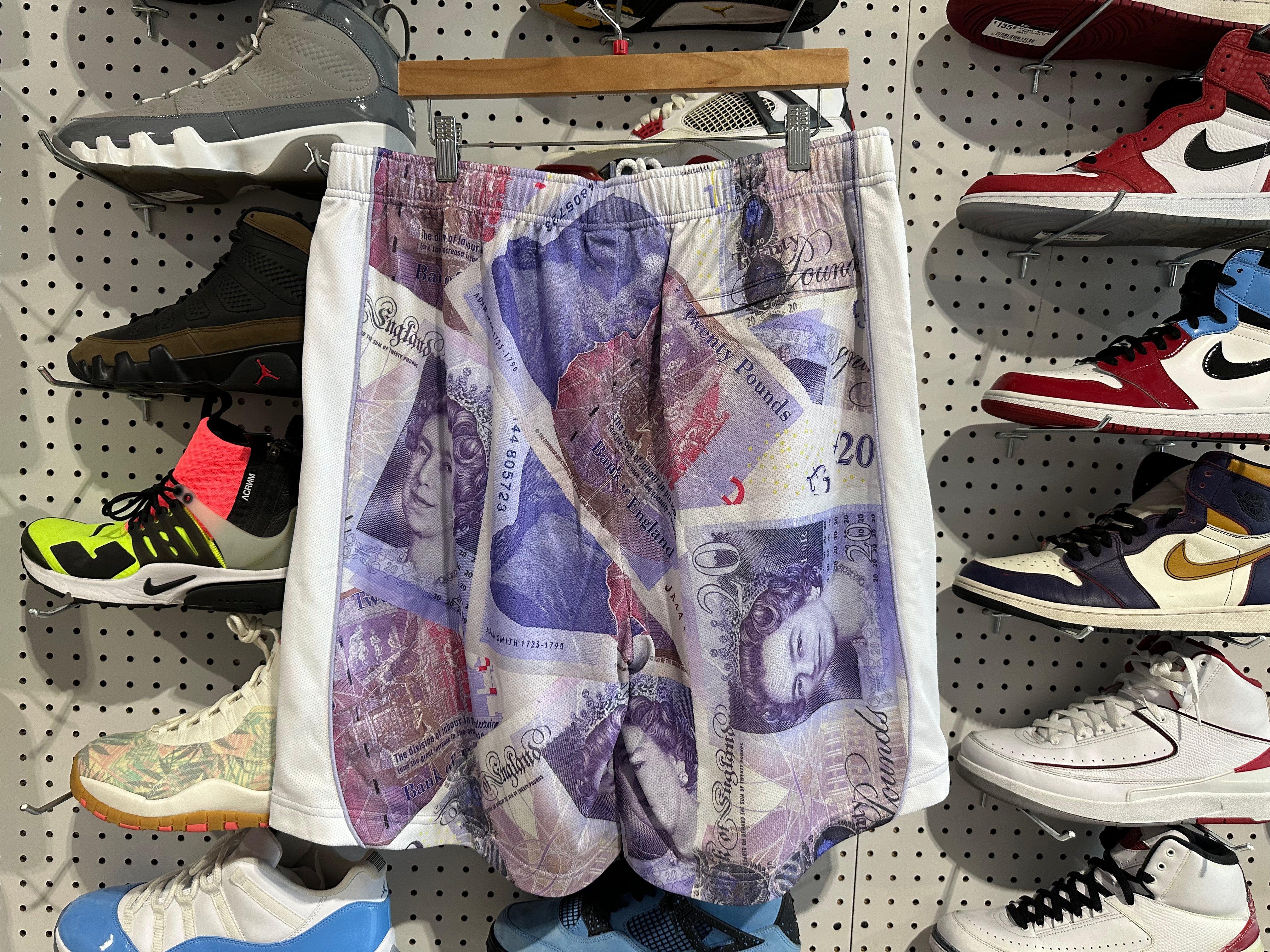 NEW Supreme FW25 Pounds Shorts - White Size Large