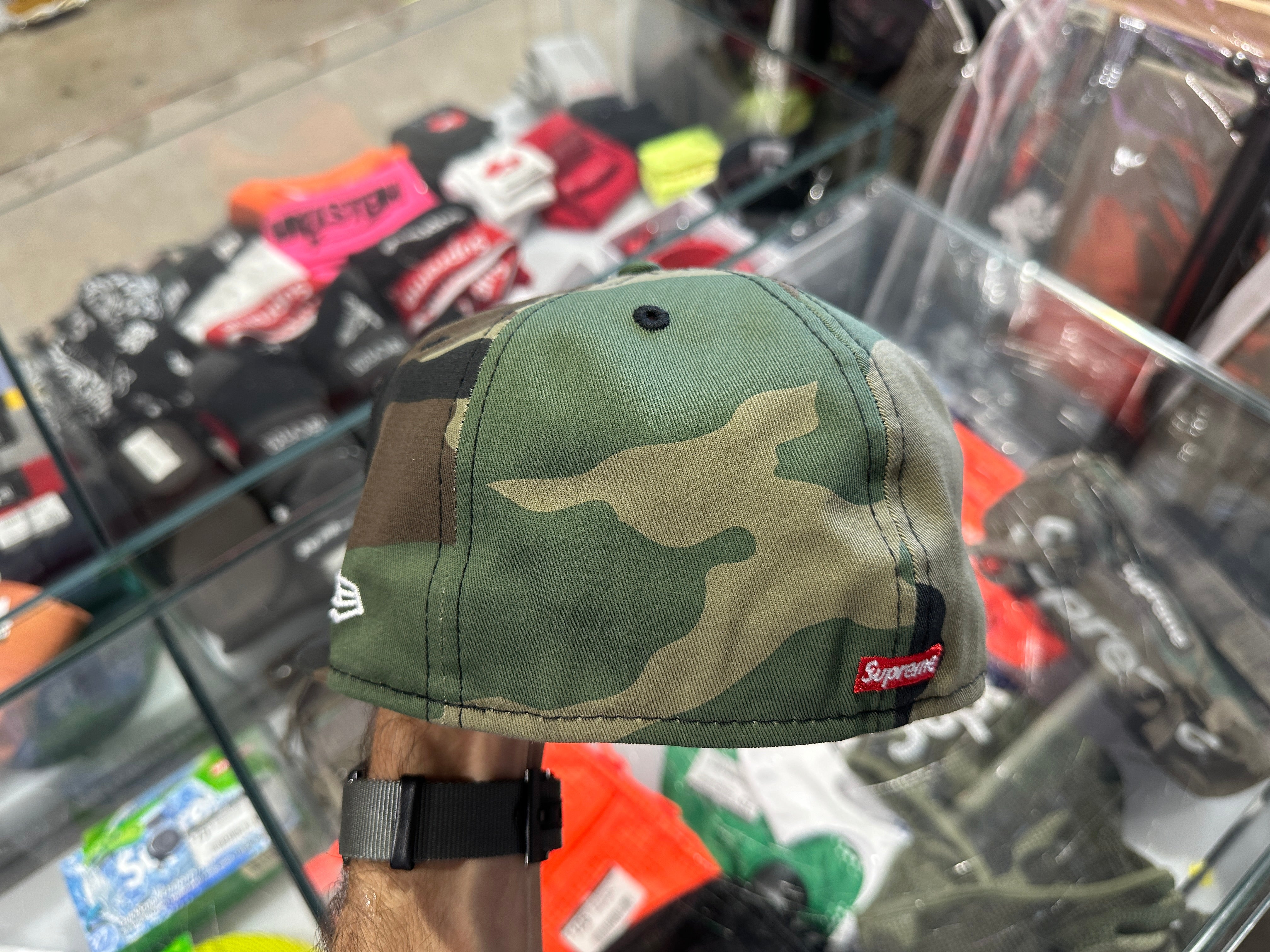 NEW Supreme x New Era Screwball S Logo - Camo Size 7 3/8