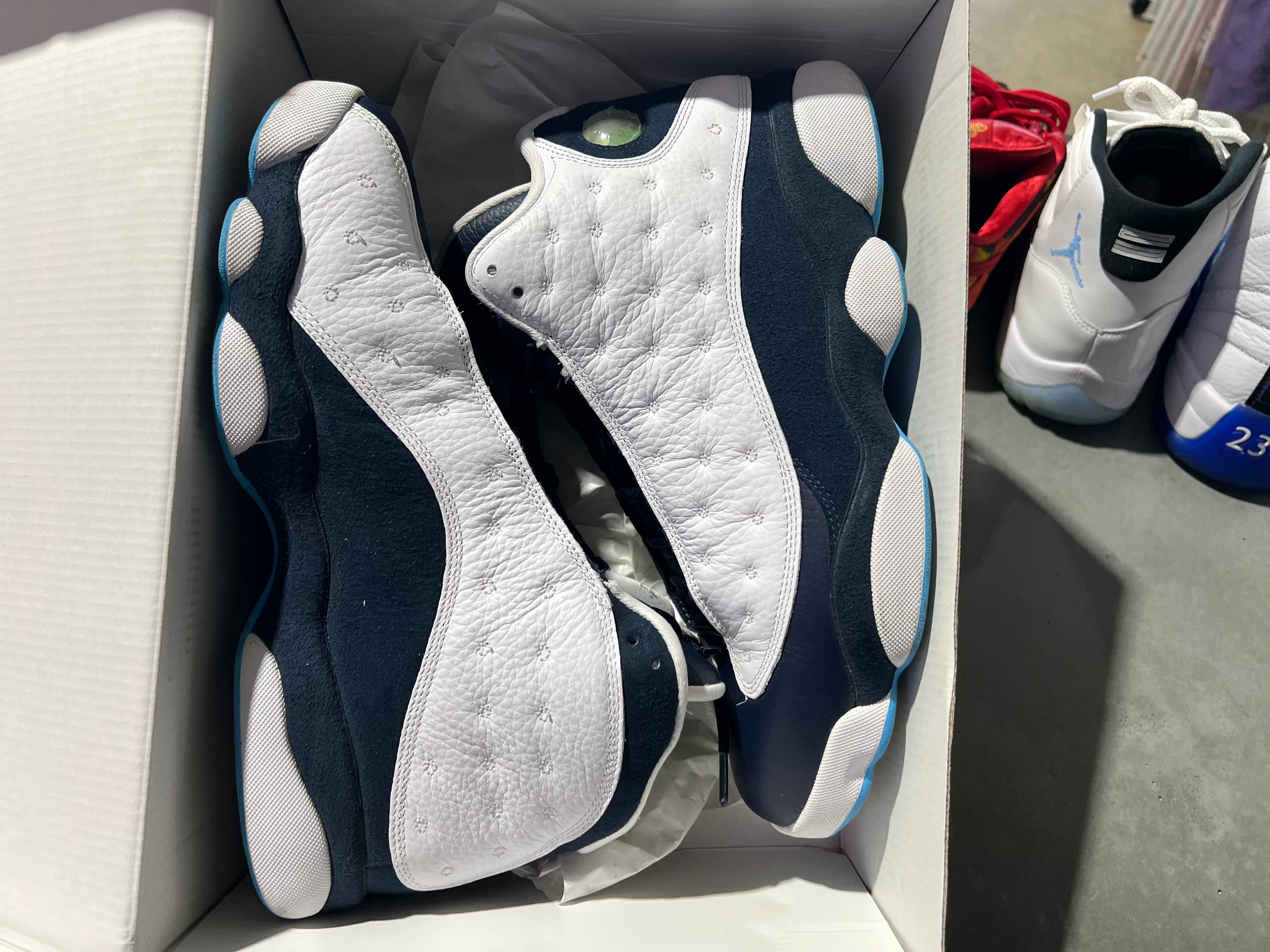 Air Jordan 13 Retro - Powder Blue Size 11