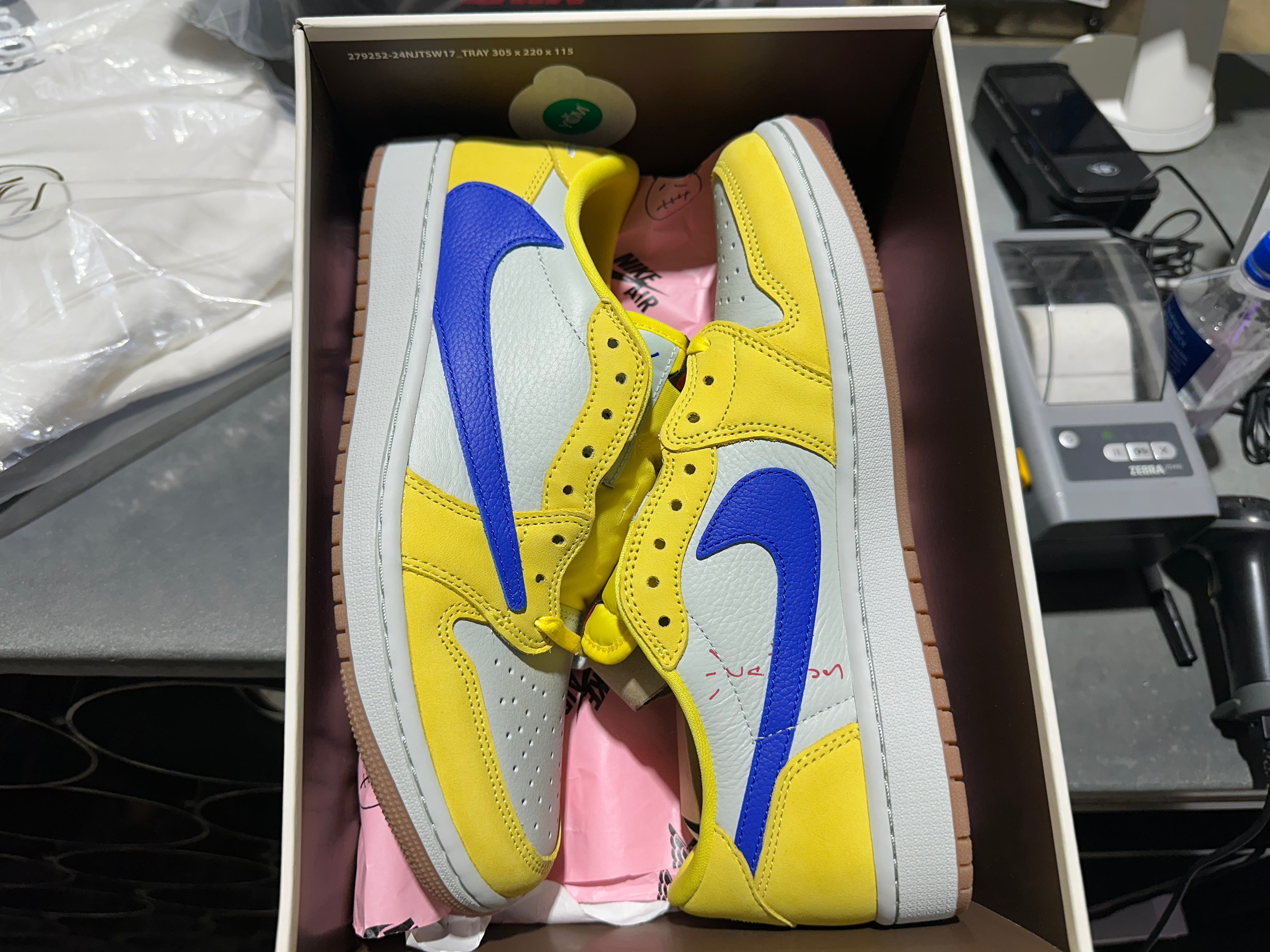 WMNS Air Jordan 1 Low OG SP - Canary Size 10.5W/9M