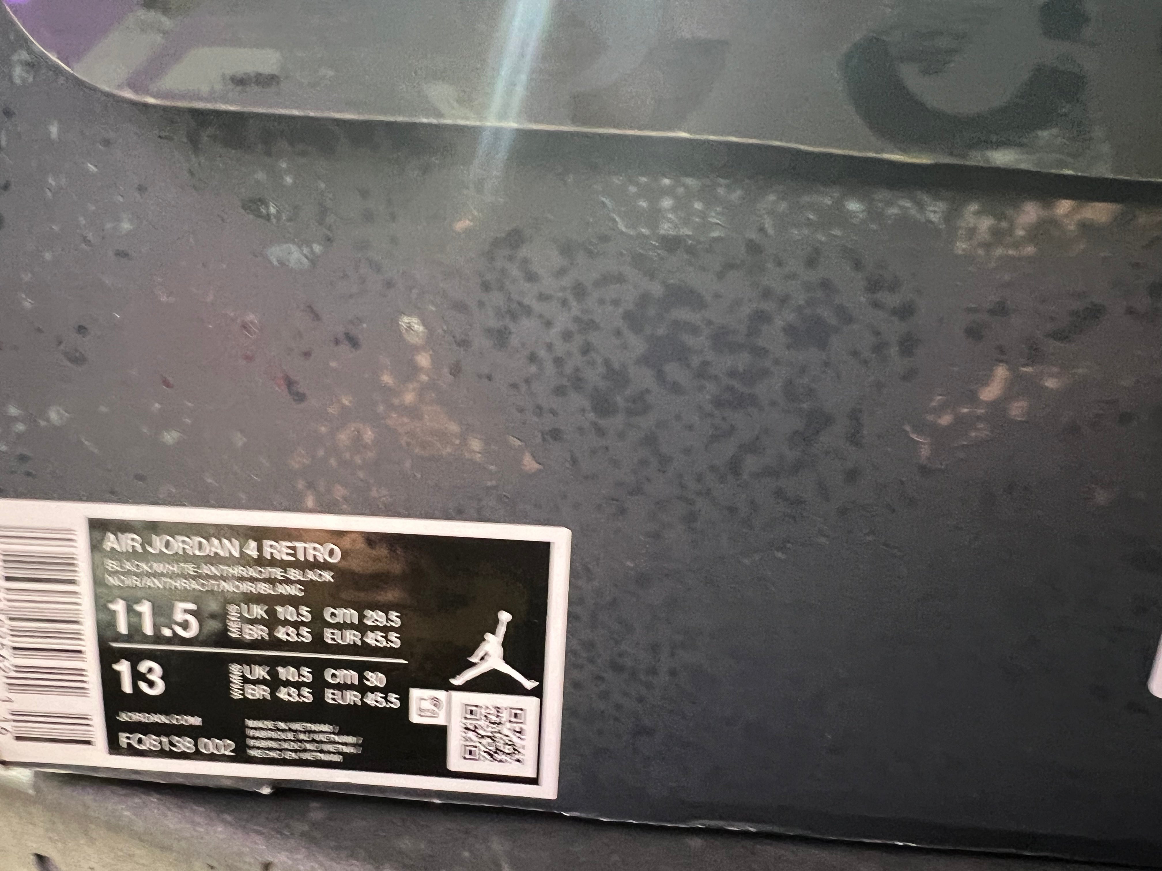 Air Jordan 4 Retro - Fear Size 11.5