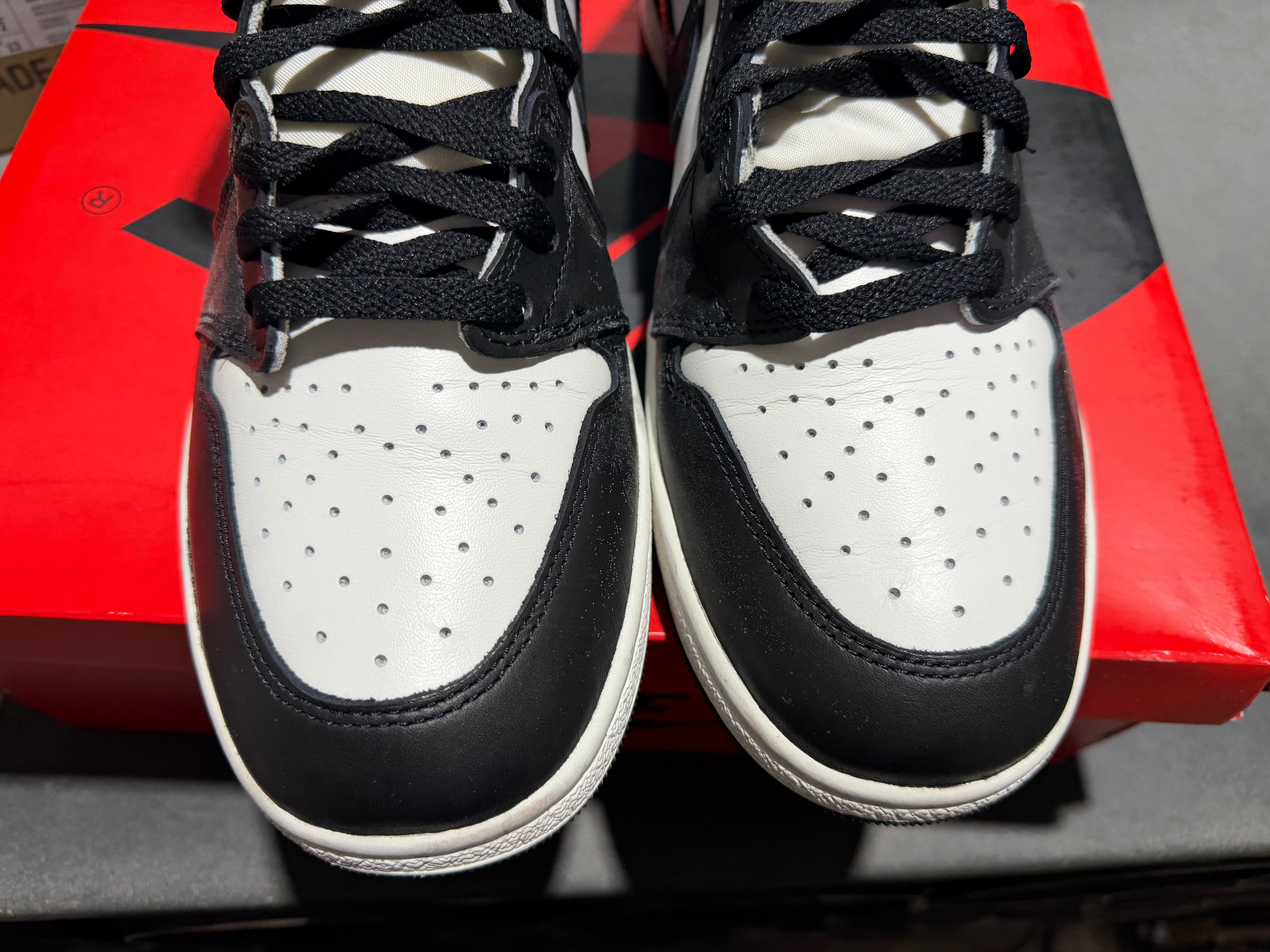 Air Jordan 1 Hi 85 - Black/White Size 12