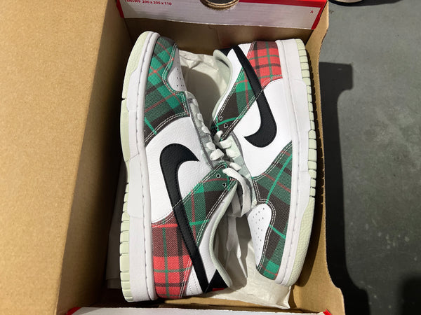 Nike Dunk Low (GS) - Tartan Plaid Size 6Y