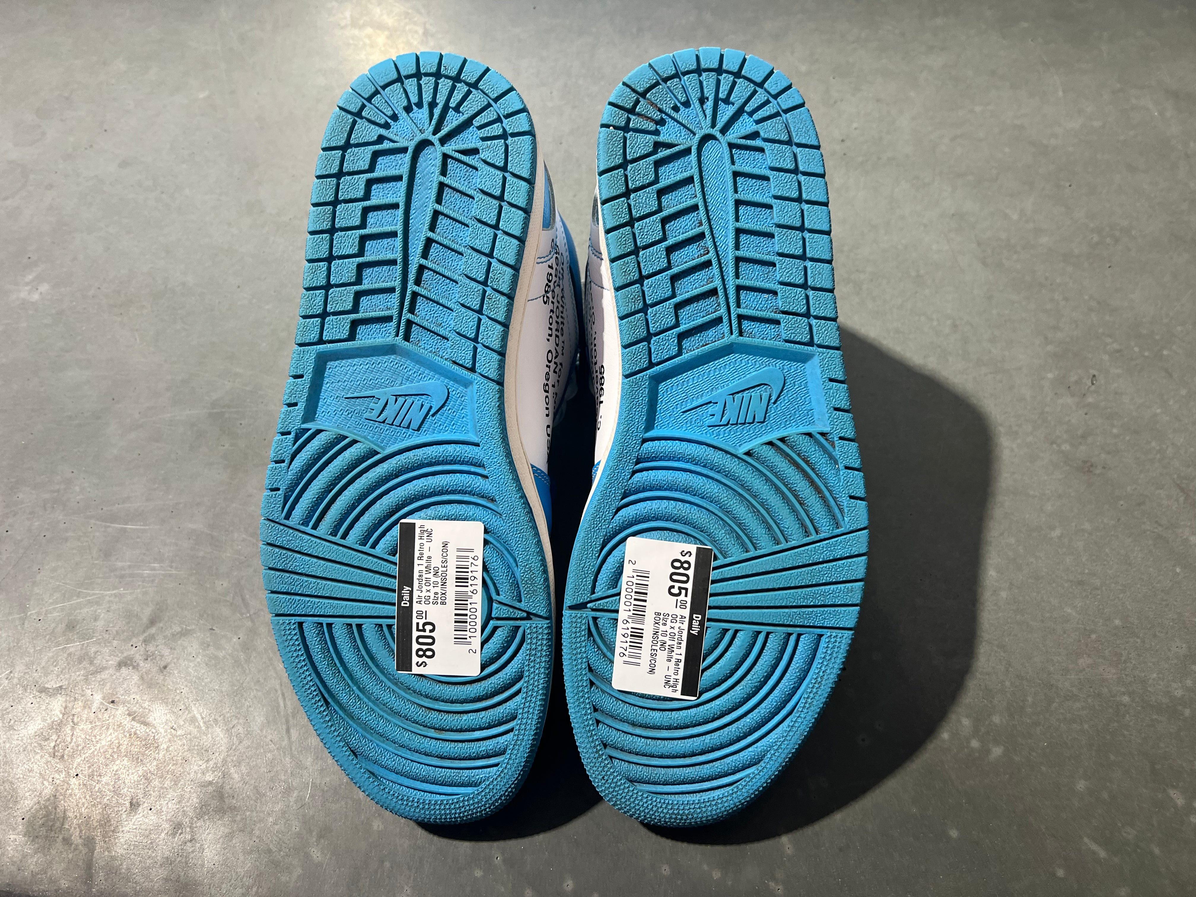 Air Jordan 1 Retro High OG x Off White - UNC Size 10