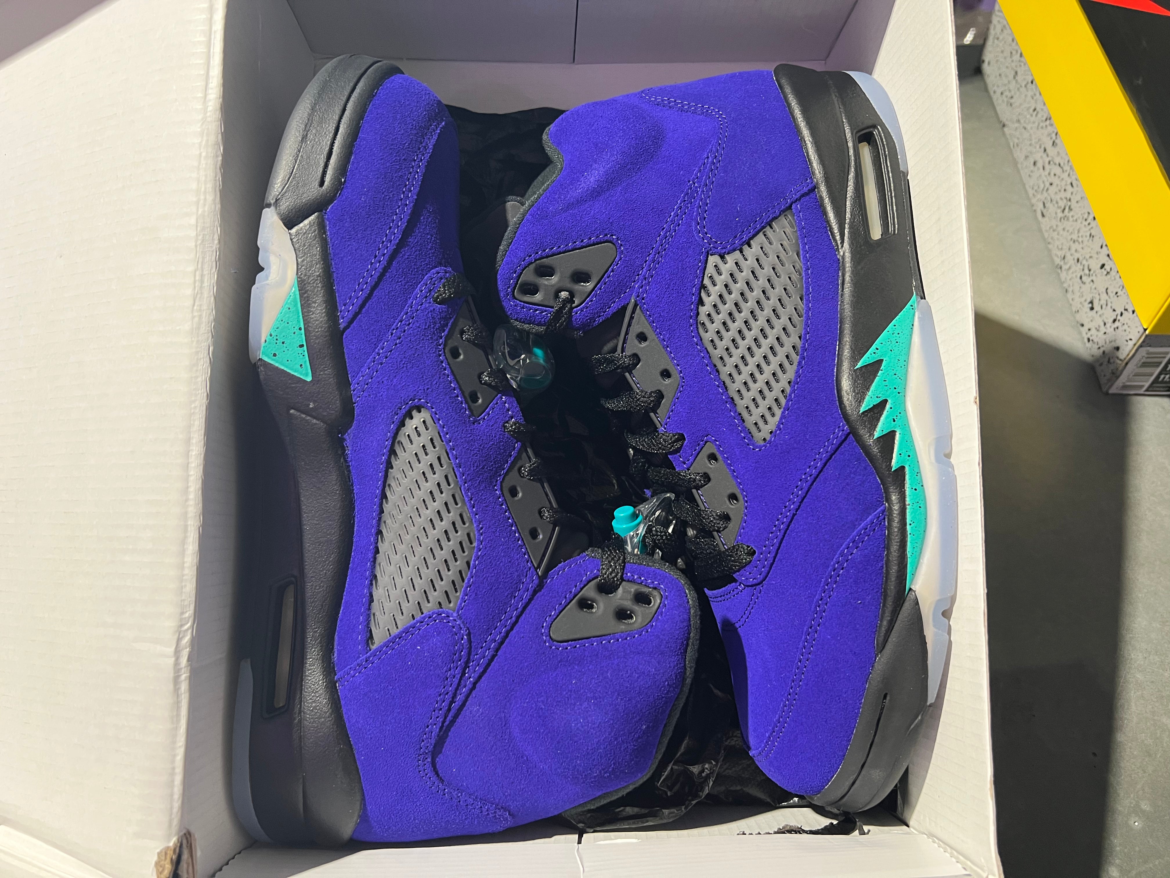 Air Jordan 5 Retro - Alternate Grape Size 10