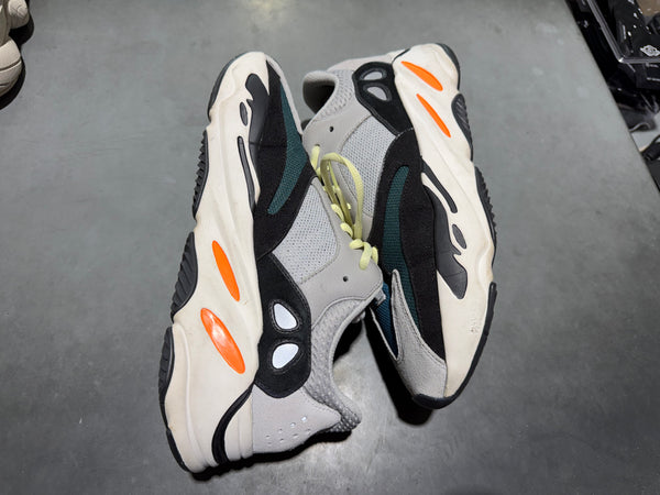 Adidas Yeezy Boost 700 - Wave Runner Size 9.5