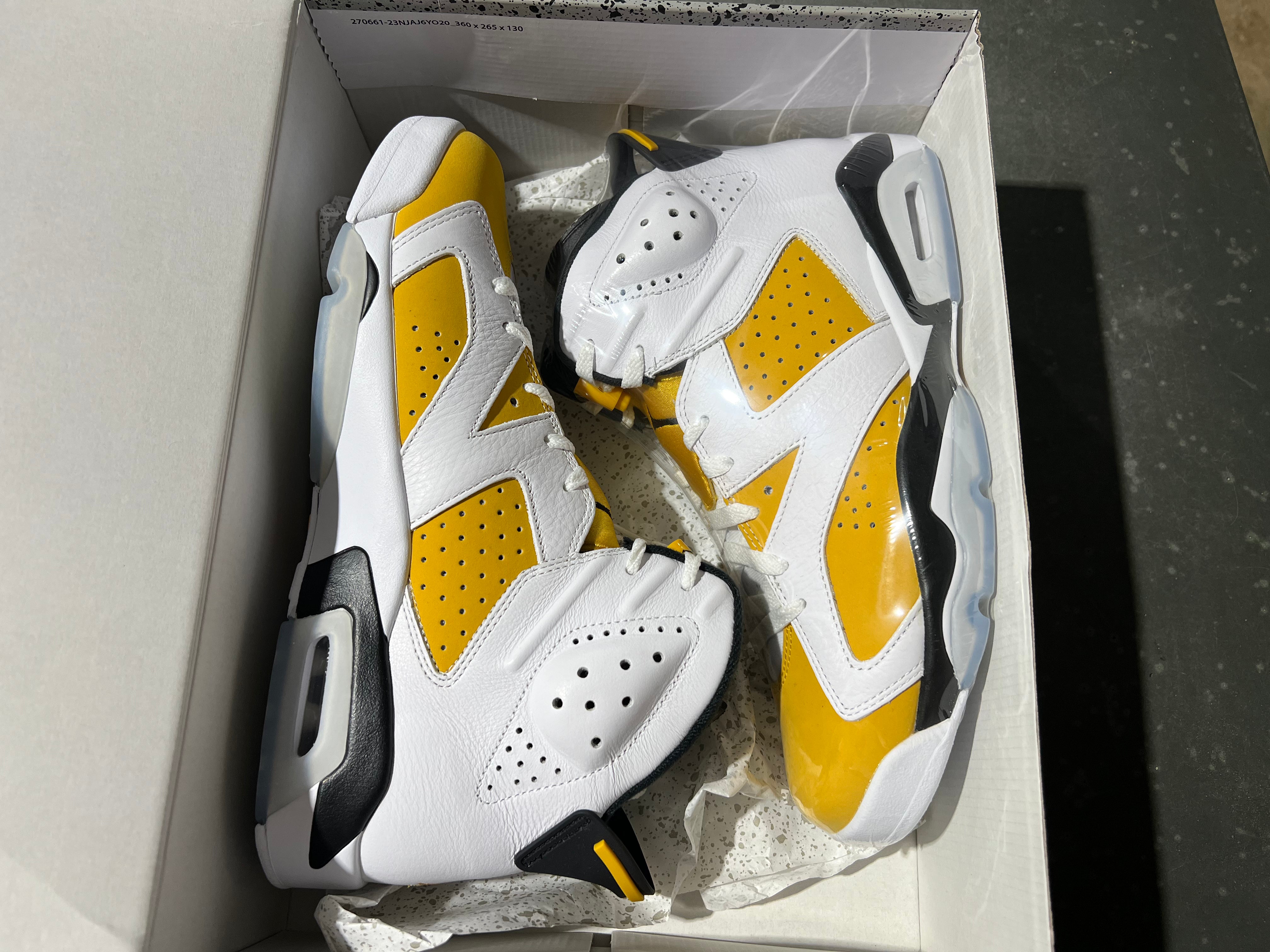 Air Jordan 6 Retro - Yellow Ochre Size 11