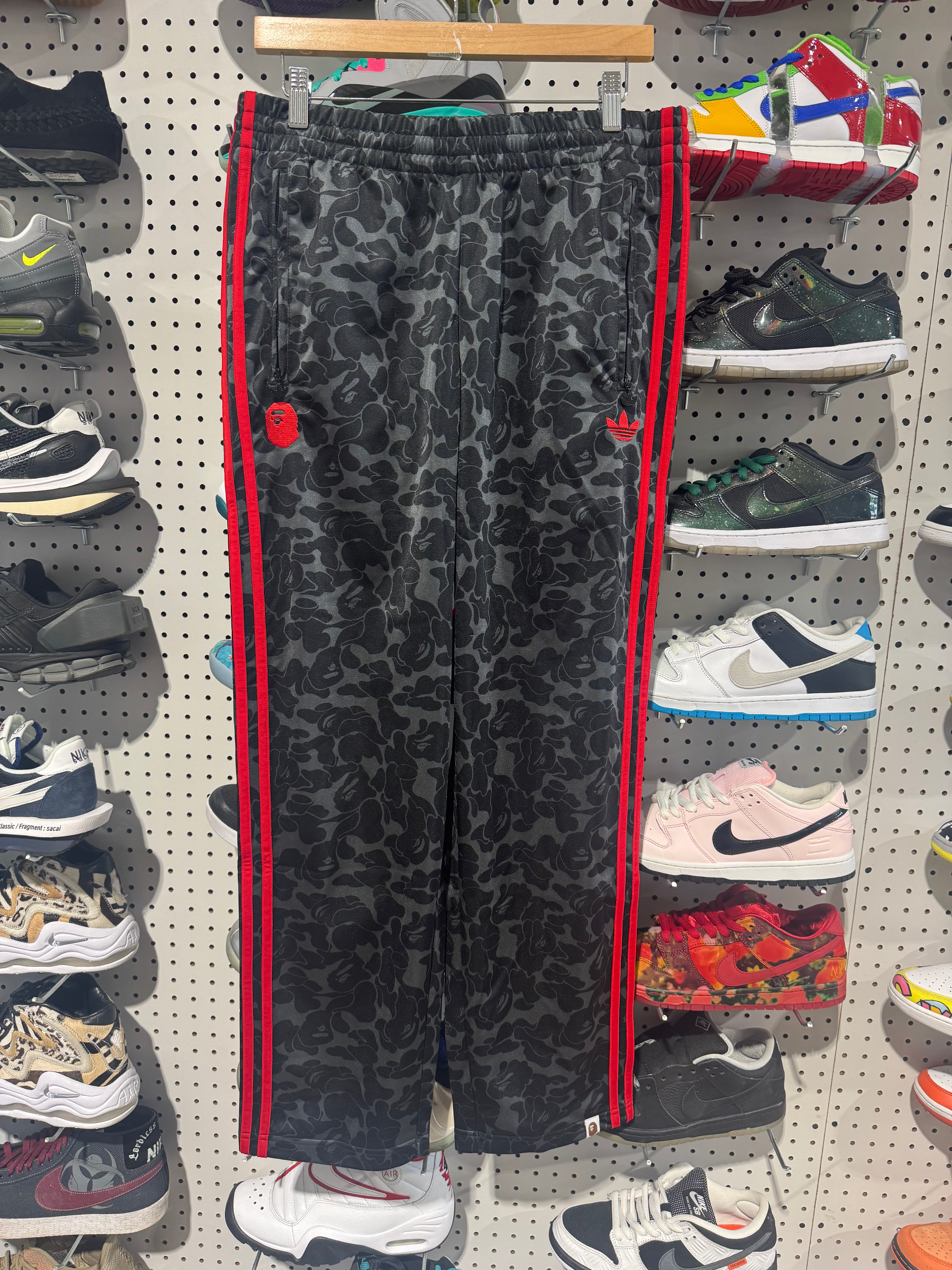 NEW BAPE x adidas All Over Print SSTR Track Pants - Black Size Medium