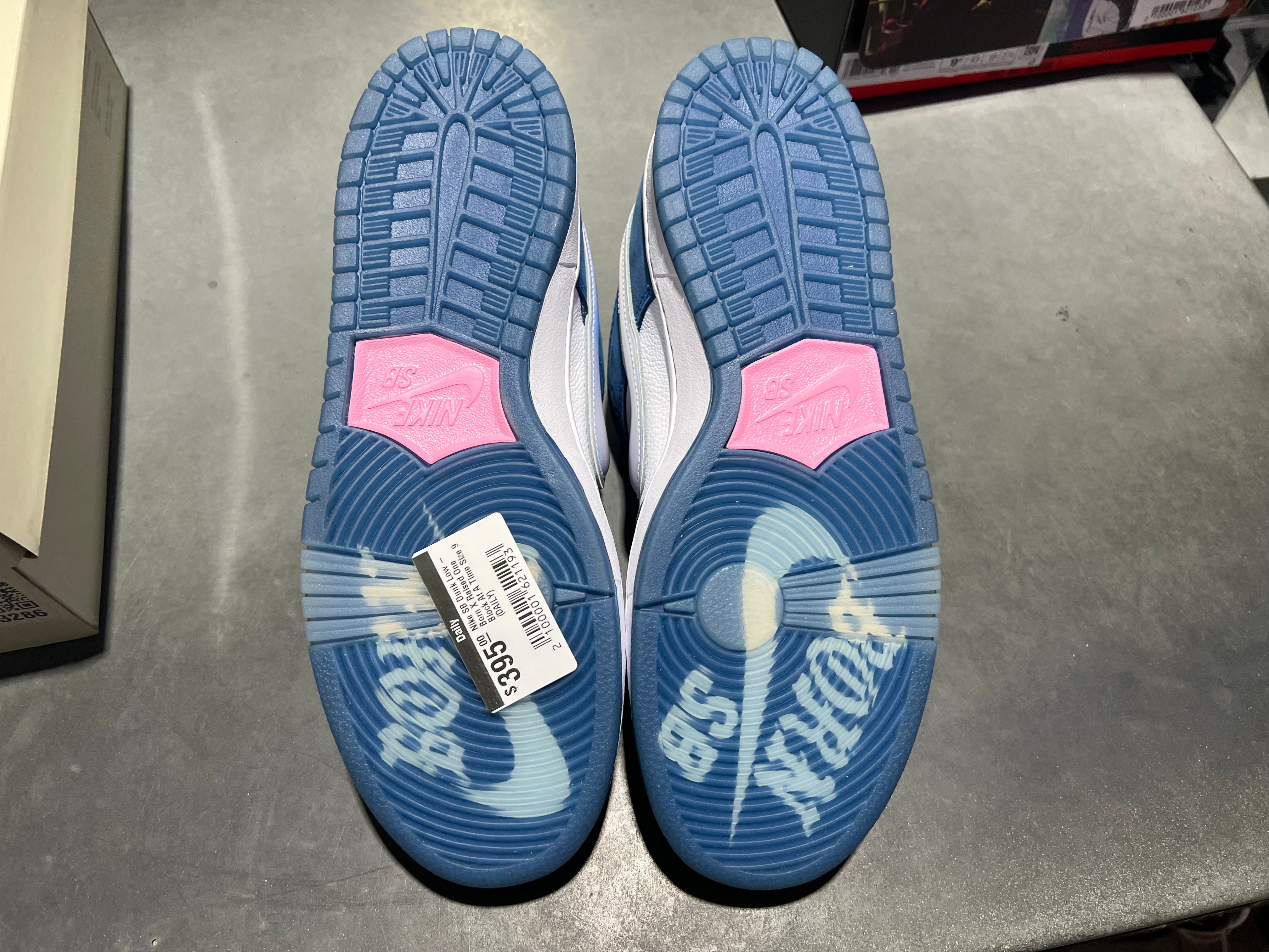 Nike SB Dunk Low - Born X Raised One Block At A Time Size 9