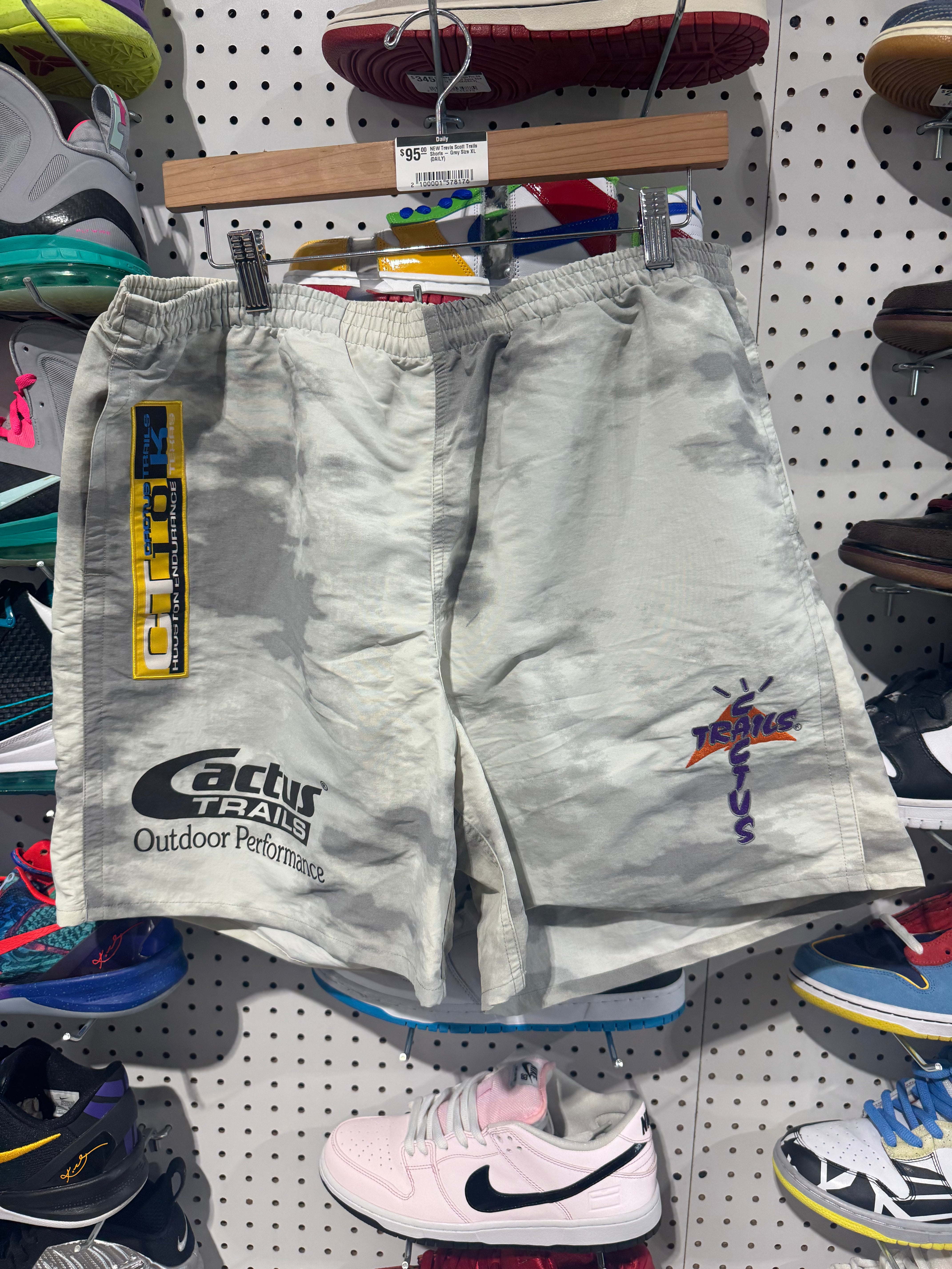 NEW Travis Scott Trails Shorts - Grey Size XL