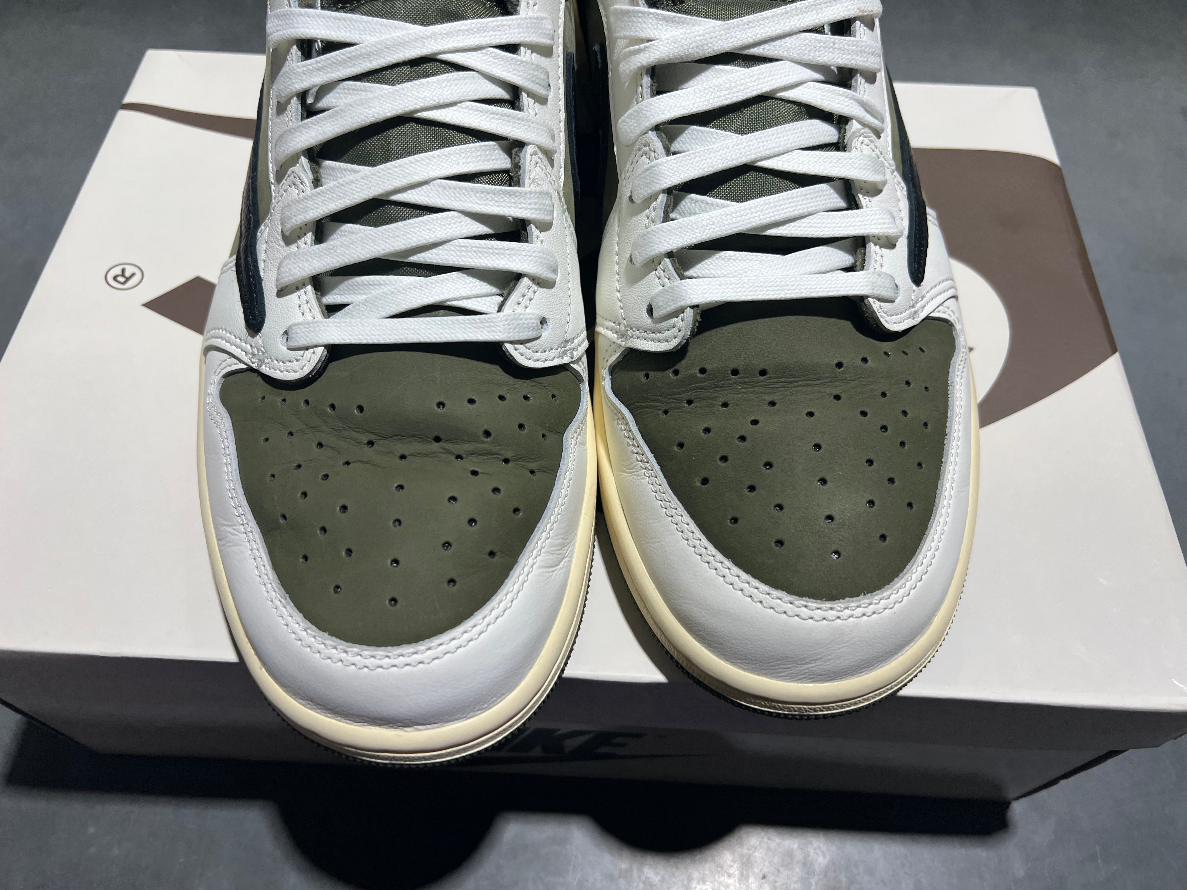 Air Jordan 1 Retro Low OG SP x Travis Scott - Medium Olive Size 11.5
