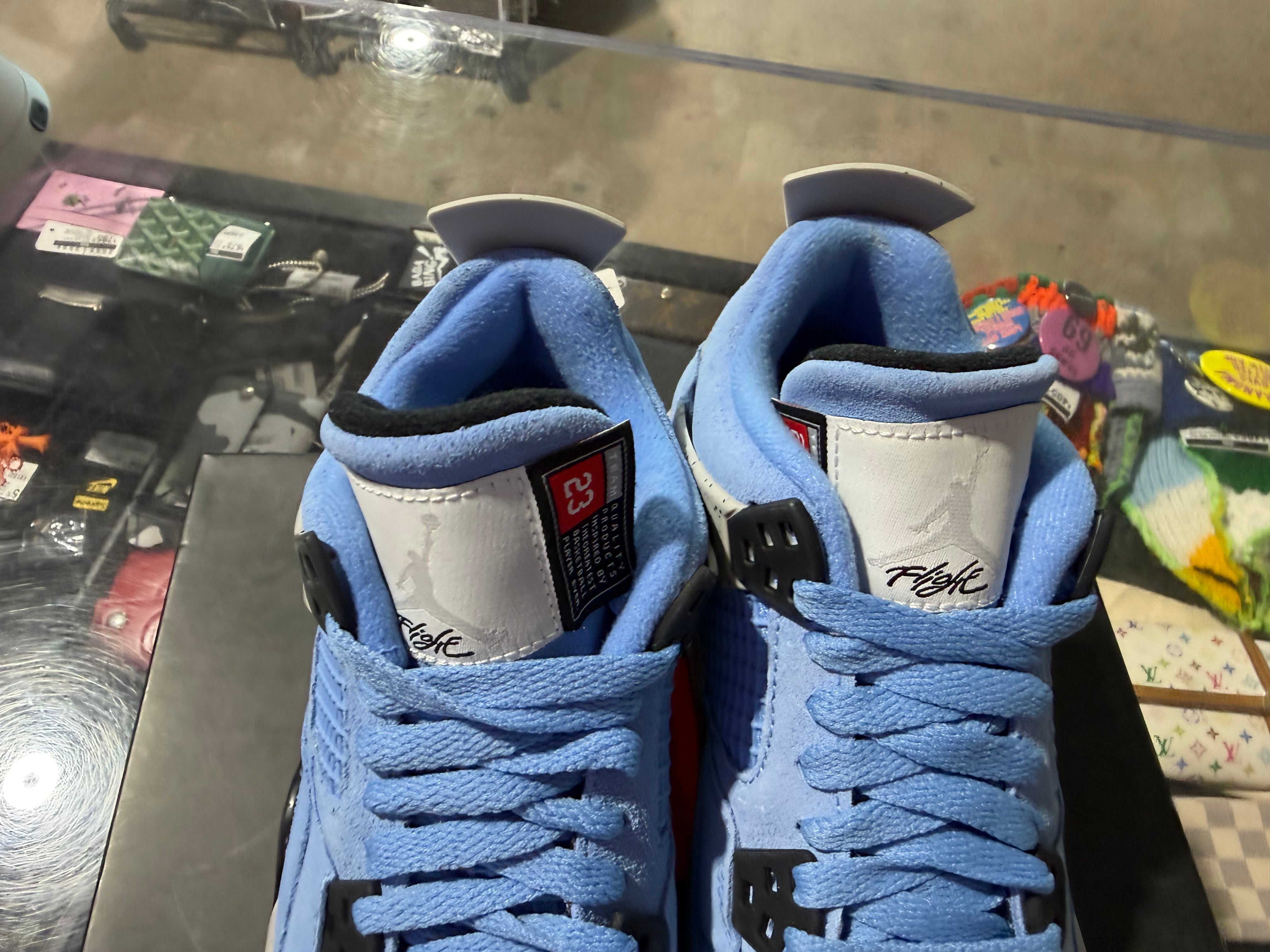 Air Jordan 4 Retro (GS) - UNC Size 4.5Y