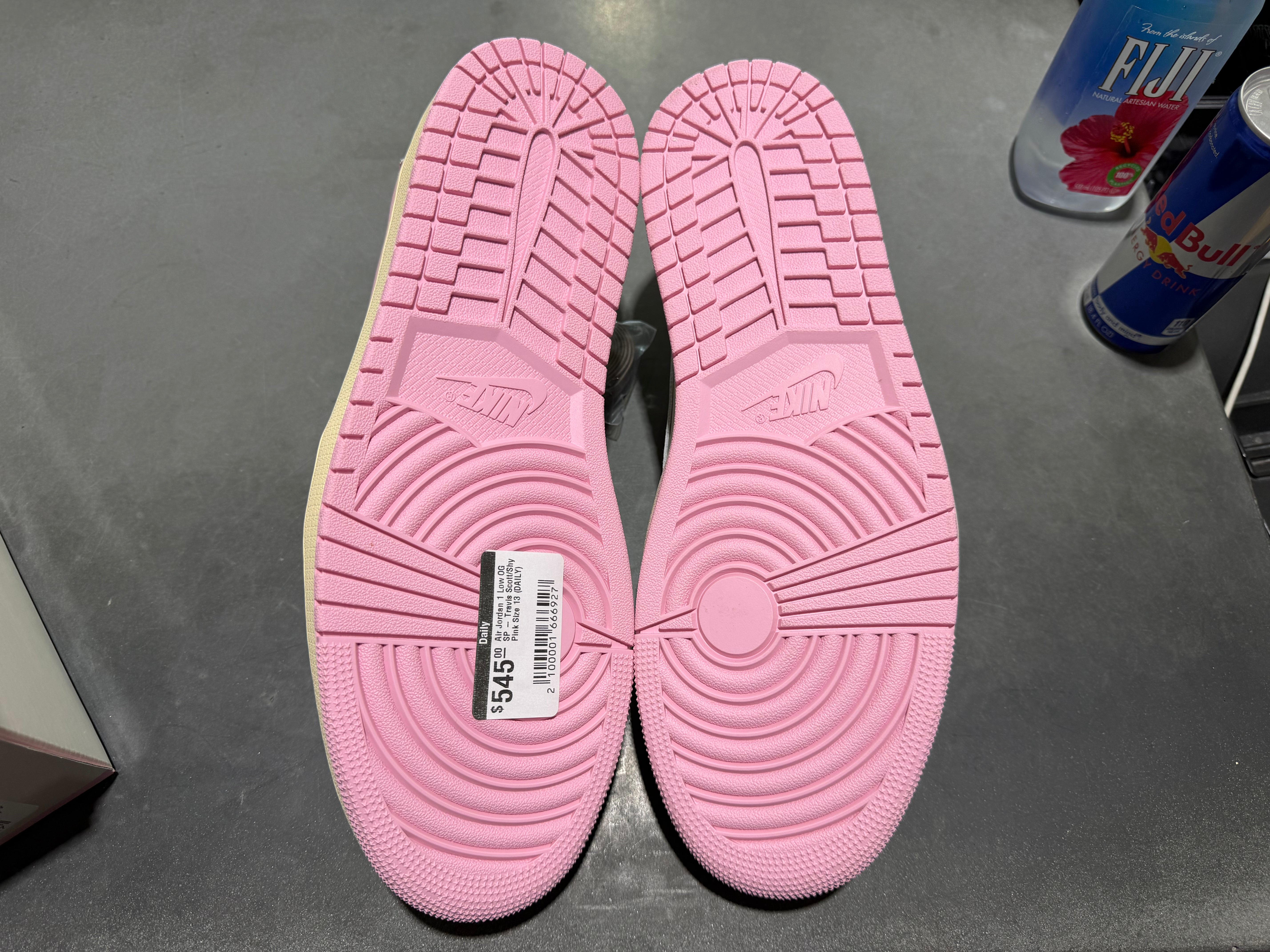 Air Jordan 1 Low OG SP - Travis Scott/Shy Pink Size 13