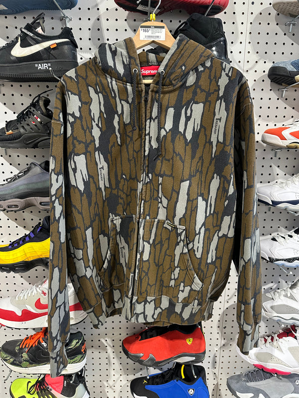 NEW Supreme SS25 Mossy Oak Zip Up - Camo Size Medium