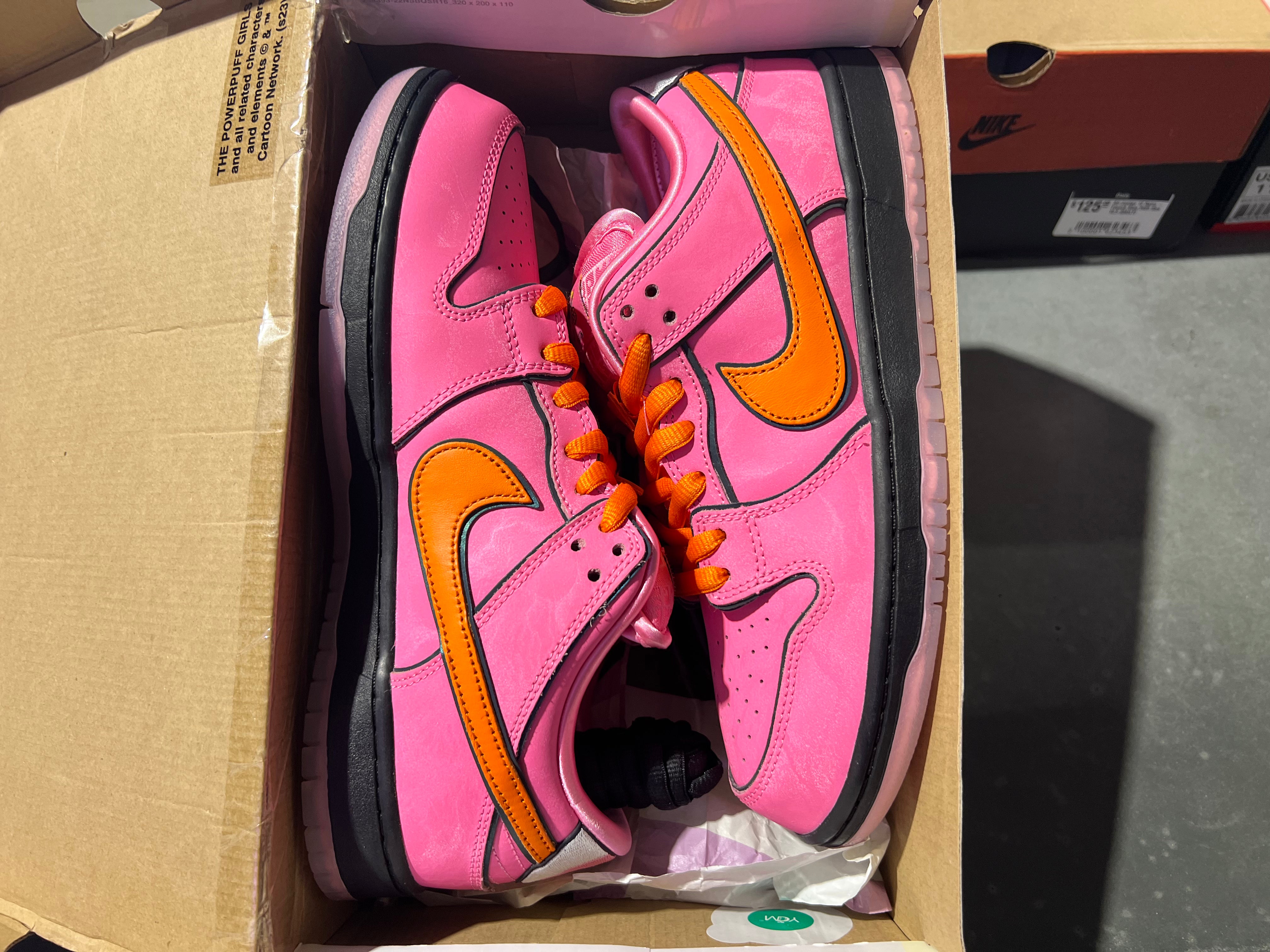 Nike SB Dunk Low Pro QS - Powerpuff Girls/Blossom Size 9