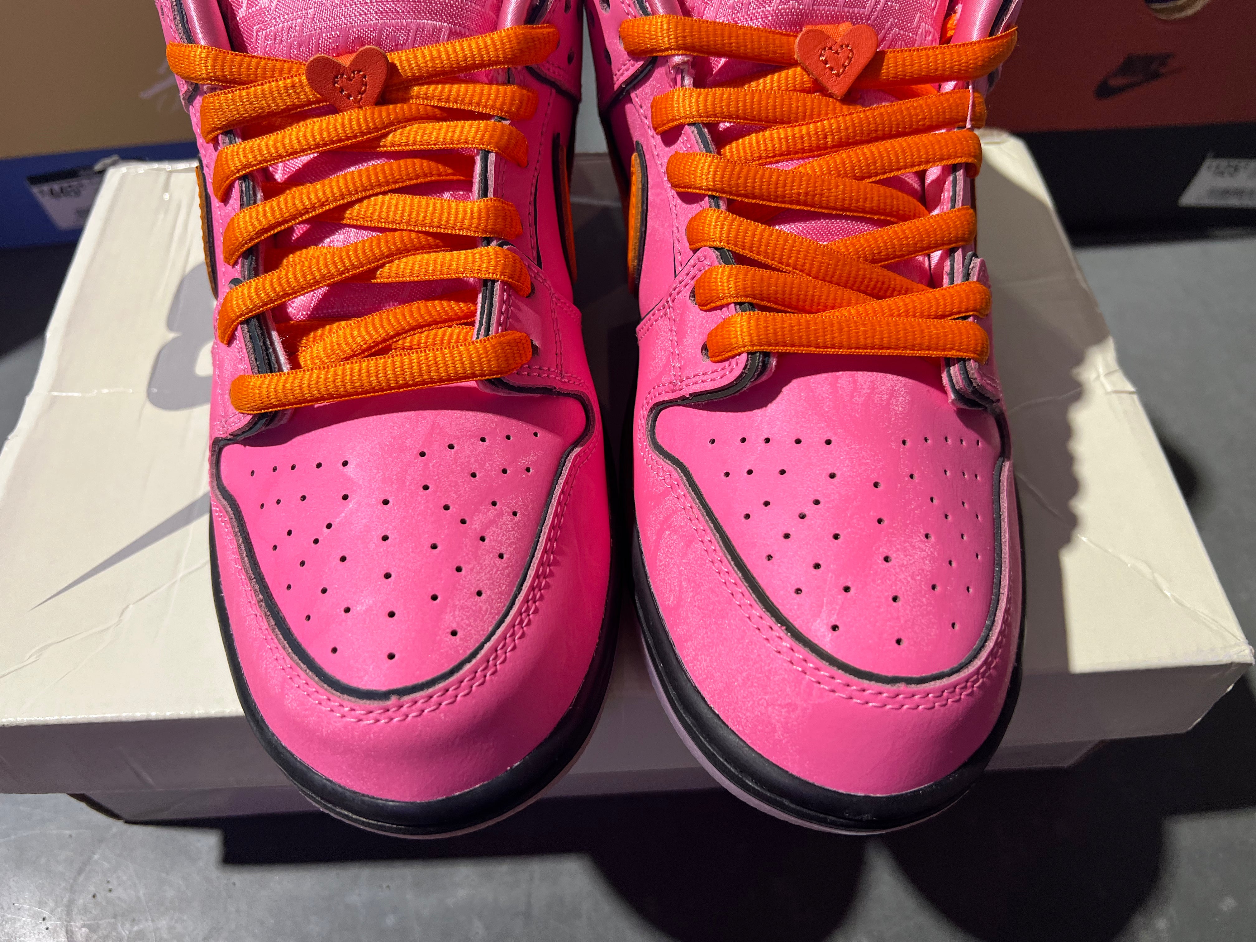 Nike SB Dunk Low Pro QS - Powerpuff Girls/Blossom Size 9