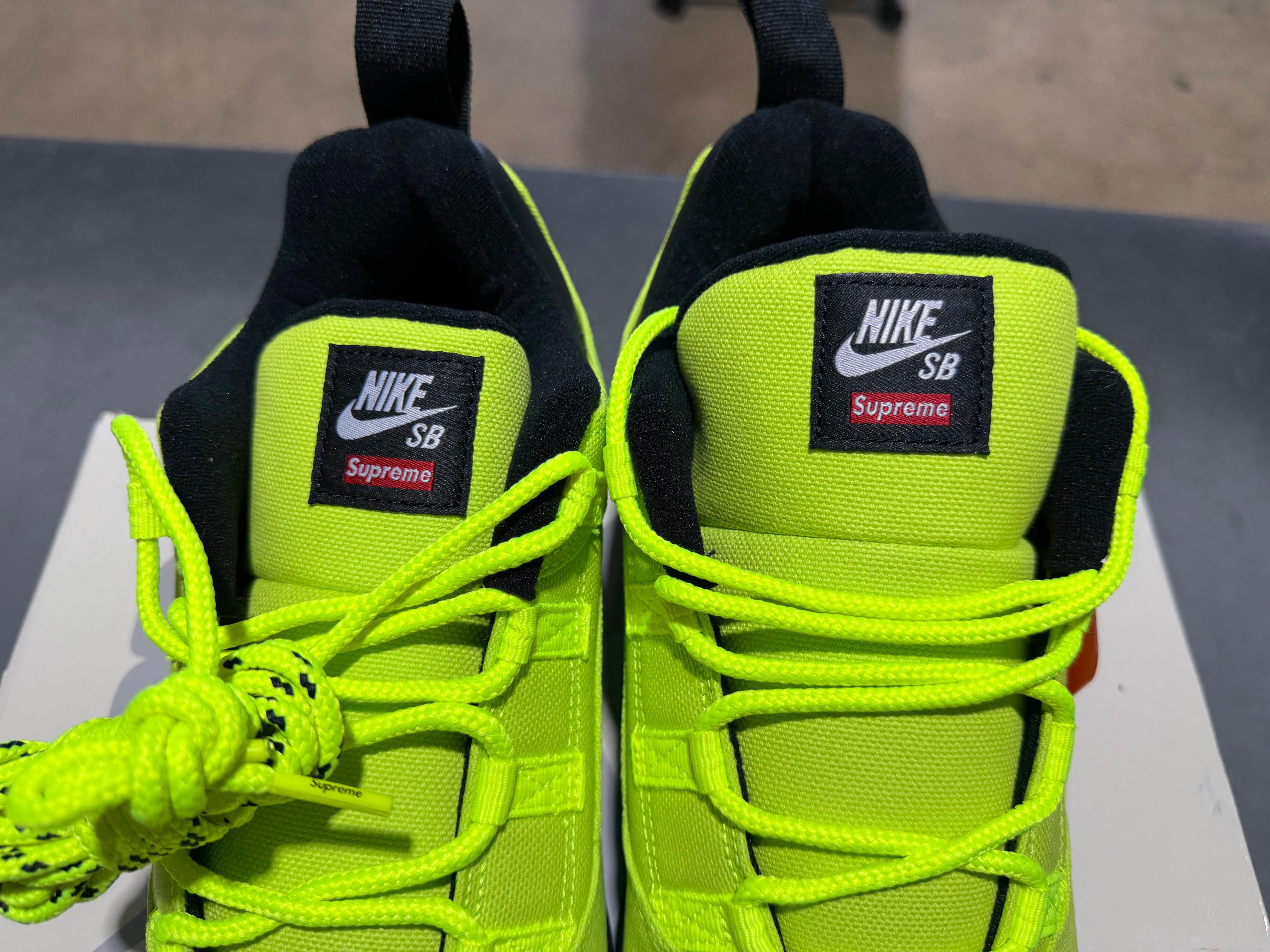 Nike SB Darwin Low - Volt Size 13